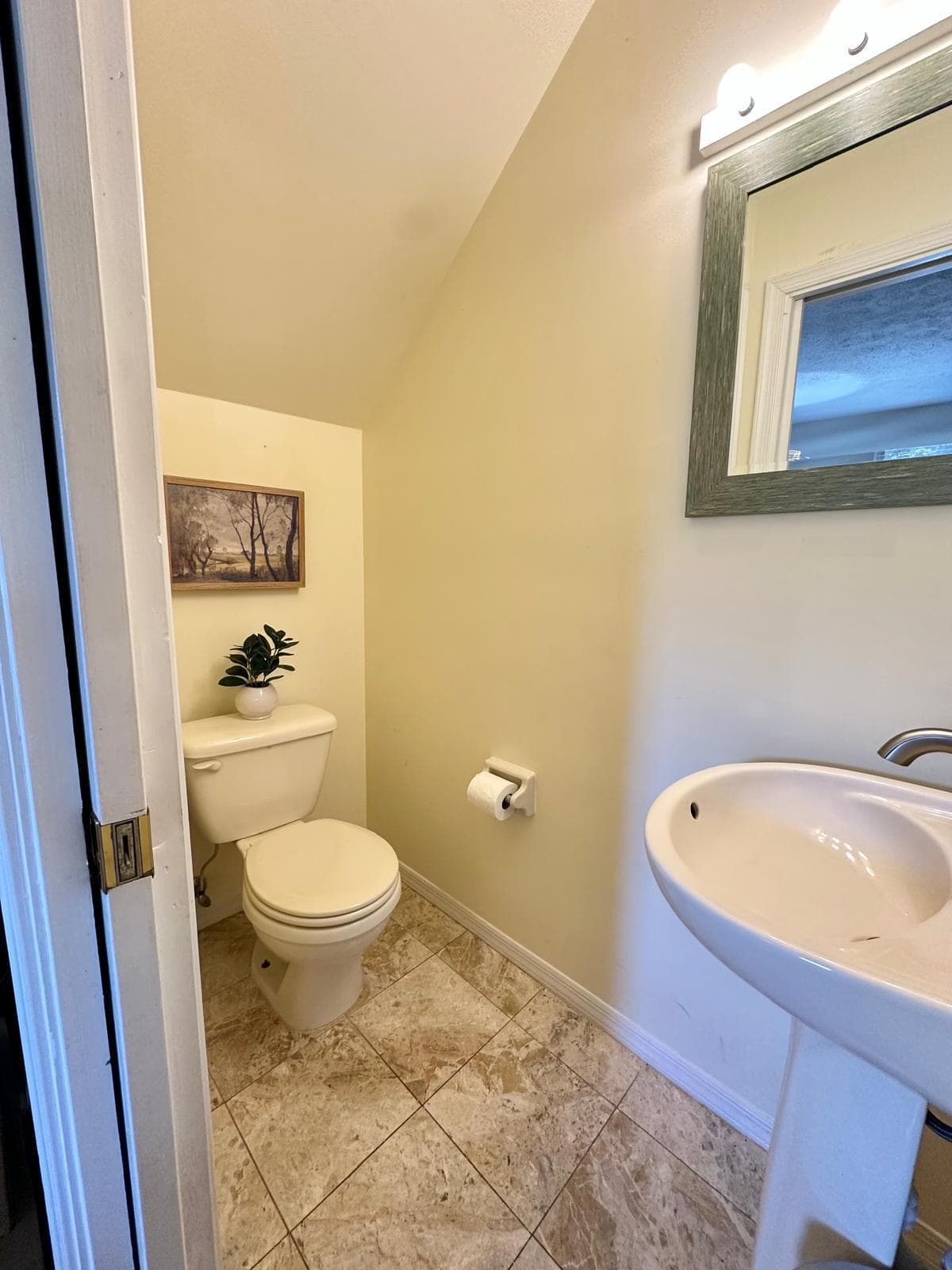 13509 S Indian River Drive 406, Jensen Beach, FL 34957 — photo 7 of 14