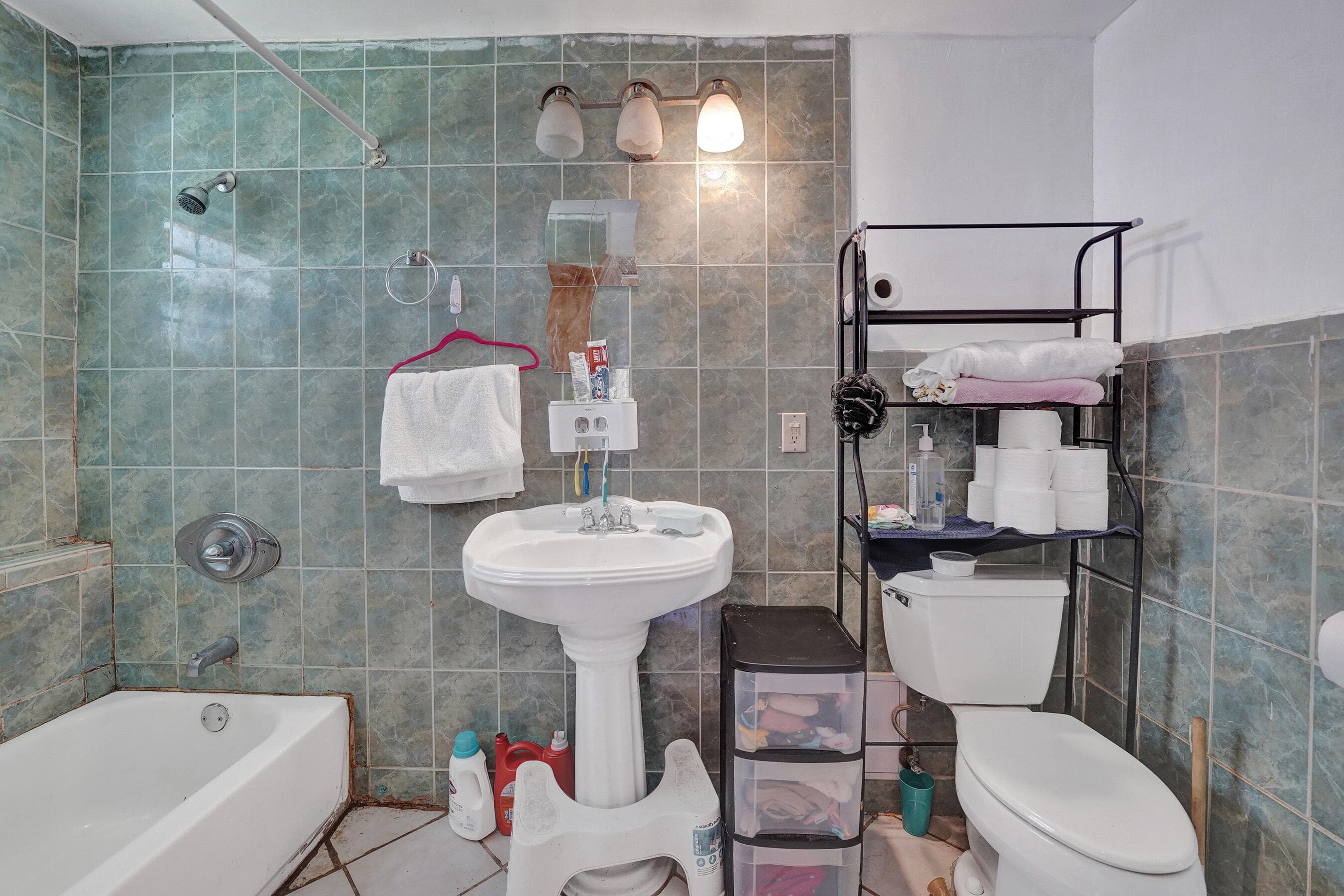 4111 SW 32nd Drive, West Park, FL 33023 — photo 31 of 40