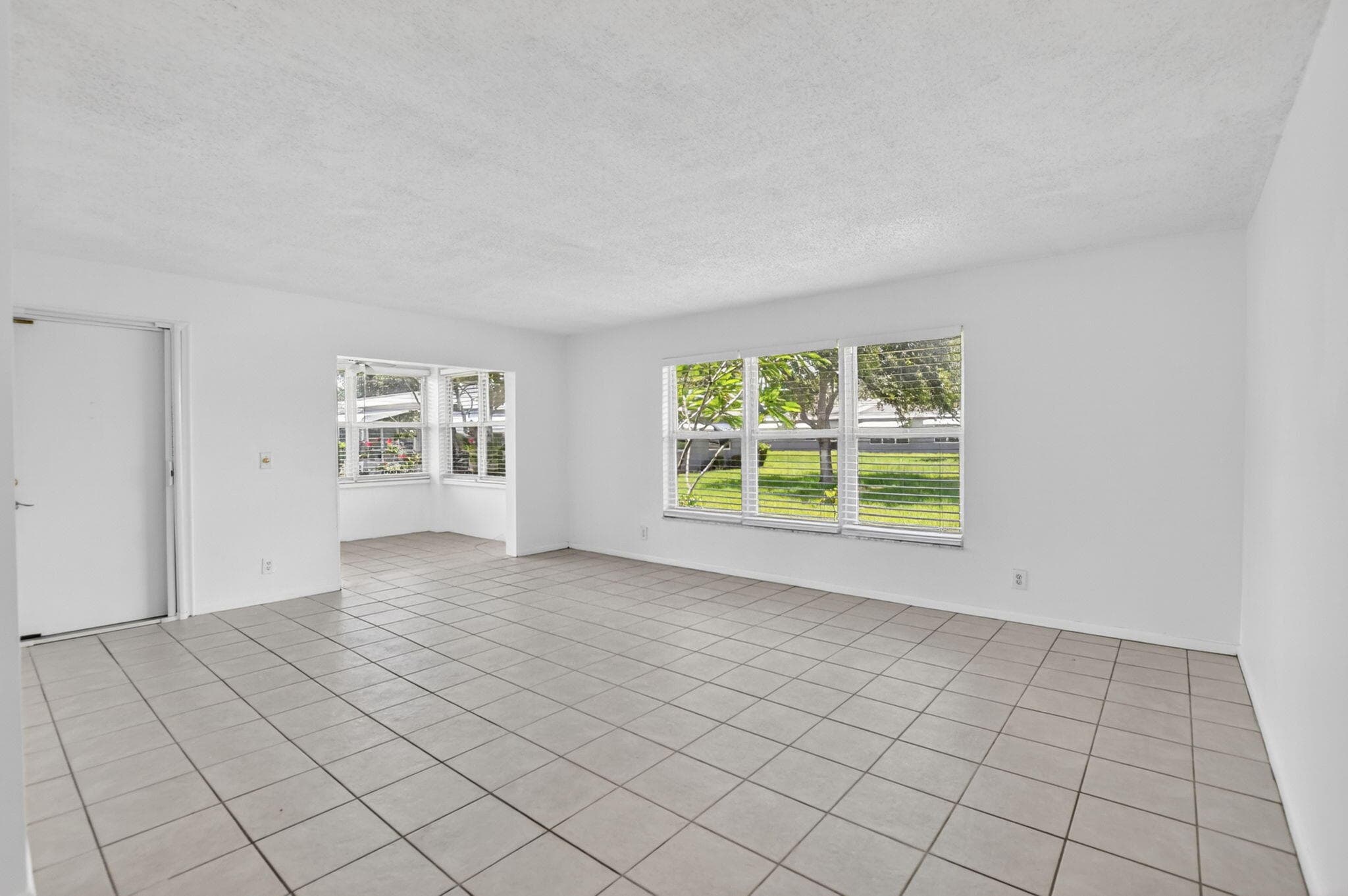 912 South Drive A, Delray Beach, FL 33445 — photo 11 of 31