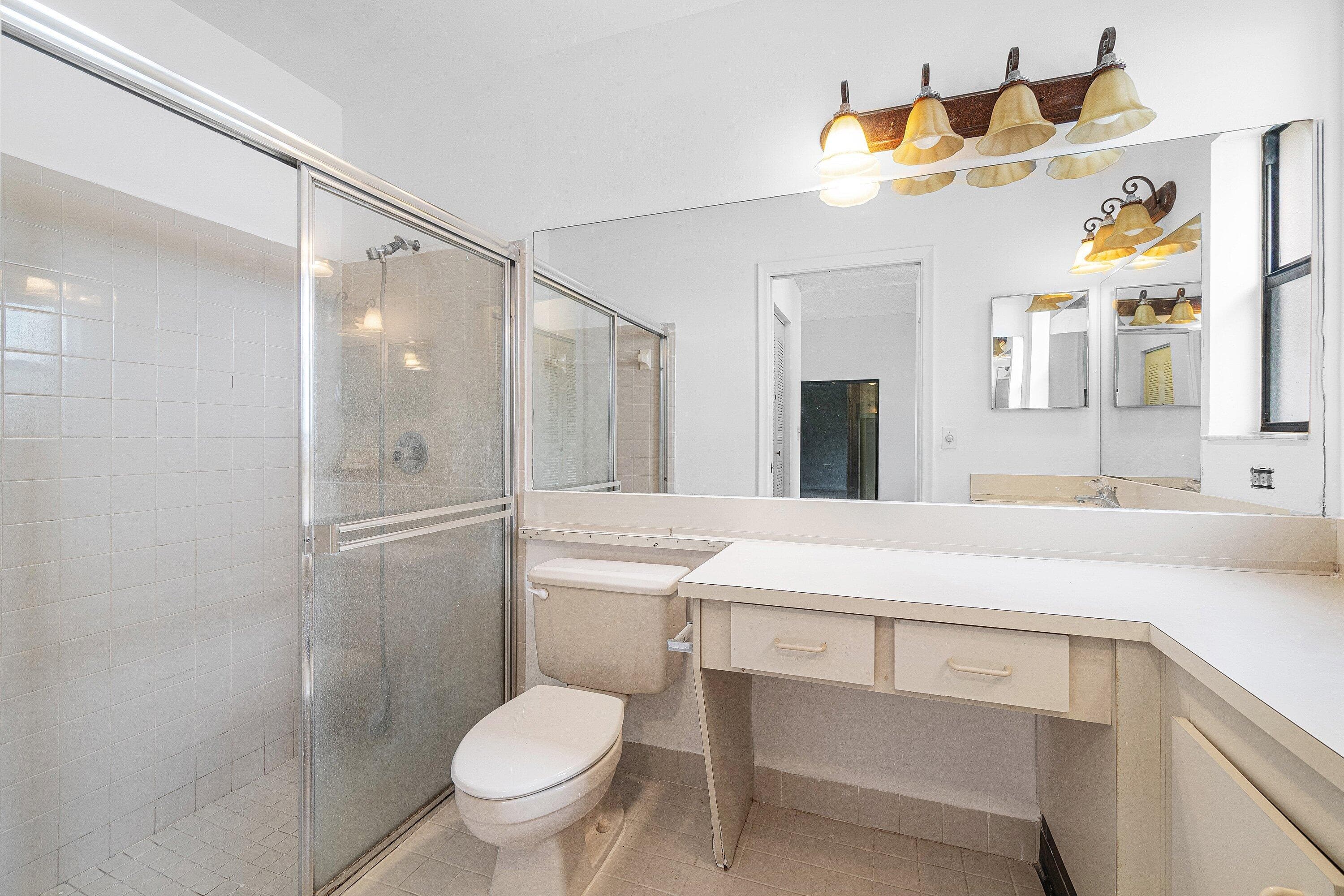 9297 Laurel Green Drive, Boynton Beach, FL 33437 — photo 23 of 40