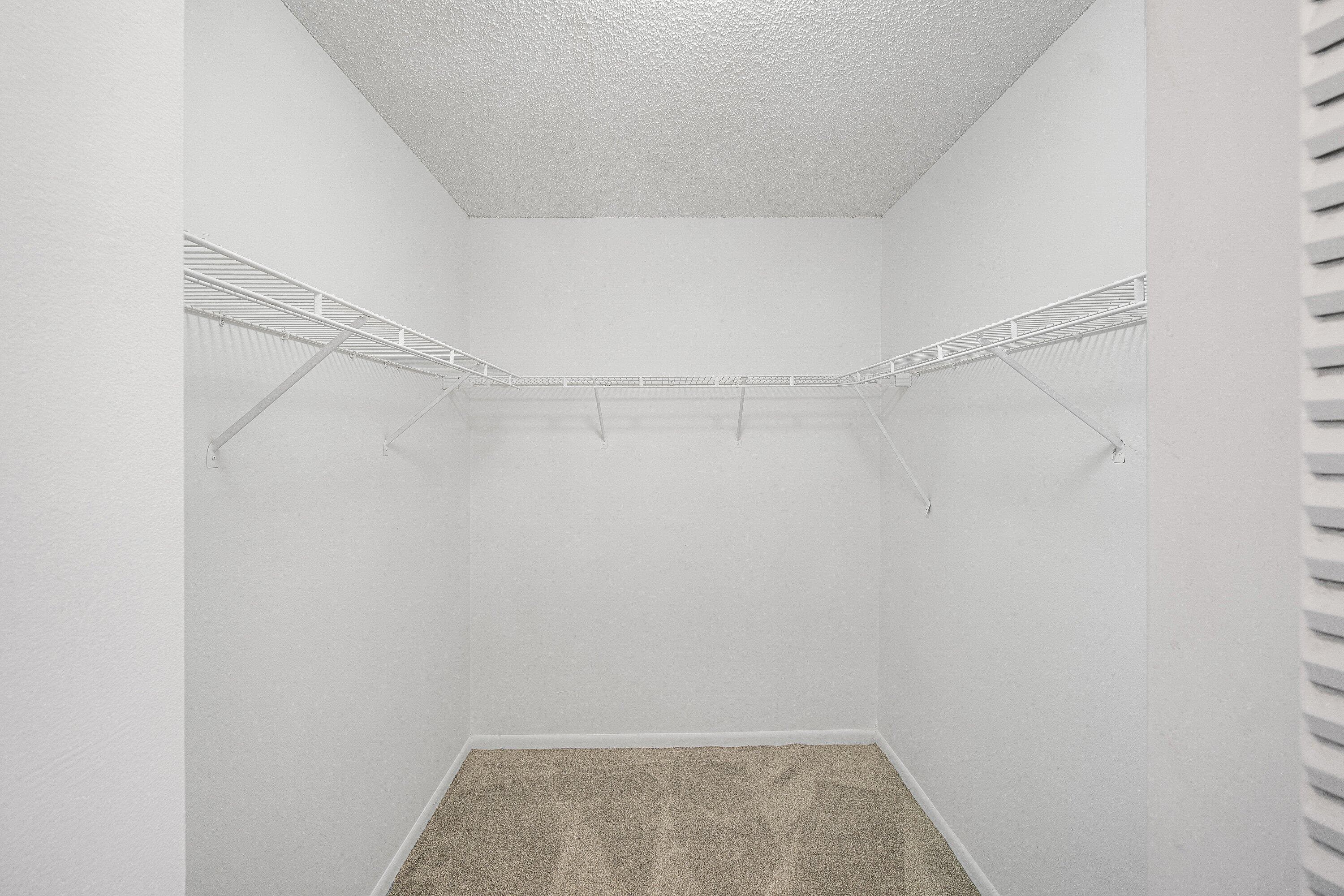 9297 Laurel Green Drive, Boynton Beach, FL 33437 — photo 22 of 40