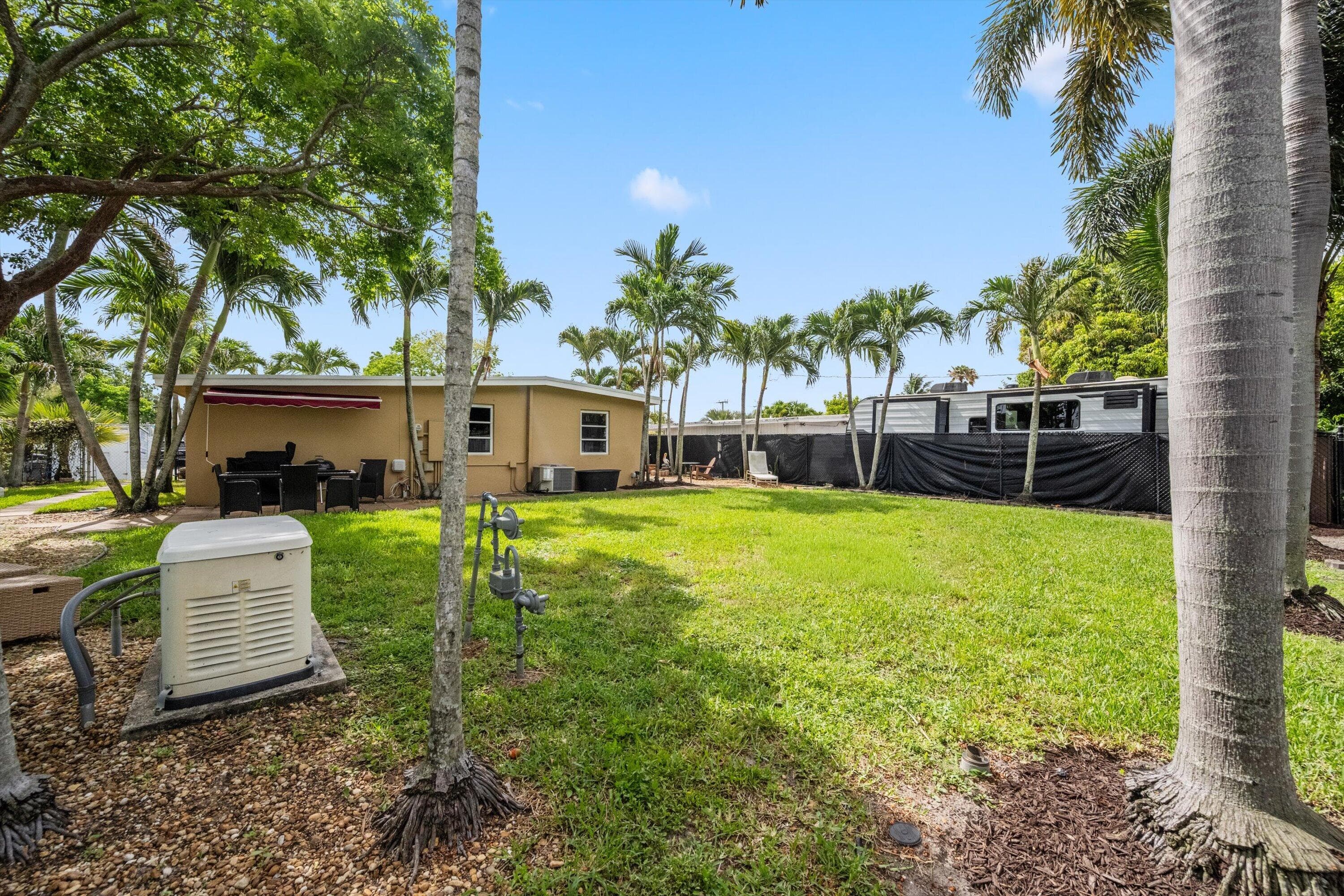 2179 Pepper Road, West Palm Beach, FL 33415 — photo 19 of 28