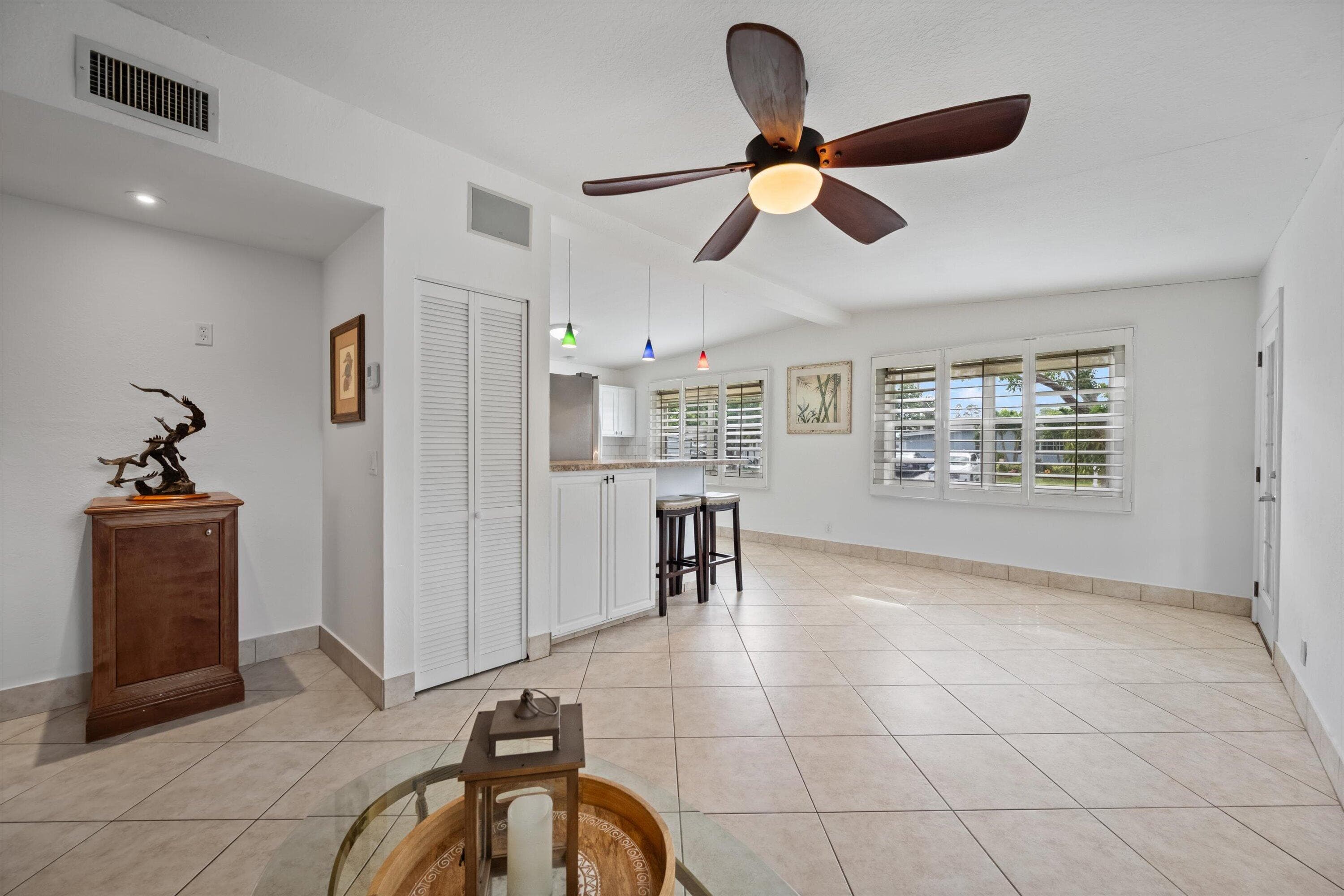 2179 Pepper Road, West Palm Beach, FL 33415 — photo 11 of 28