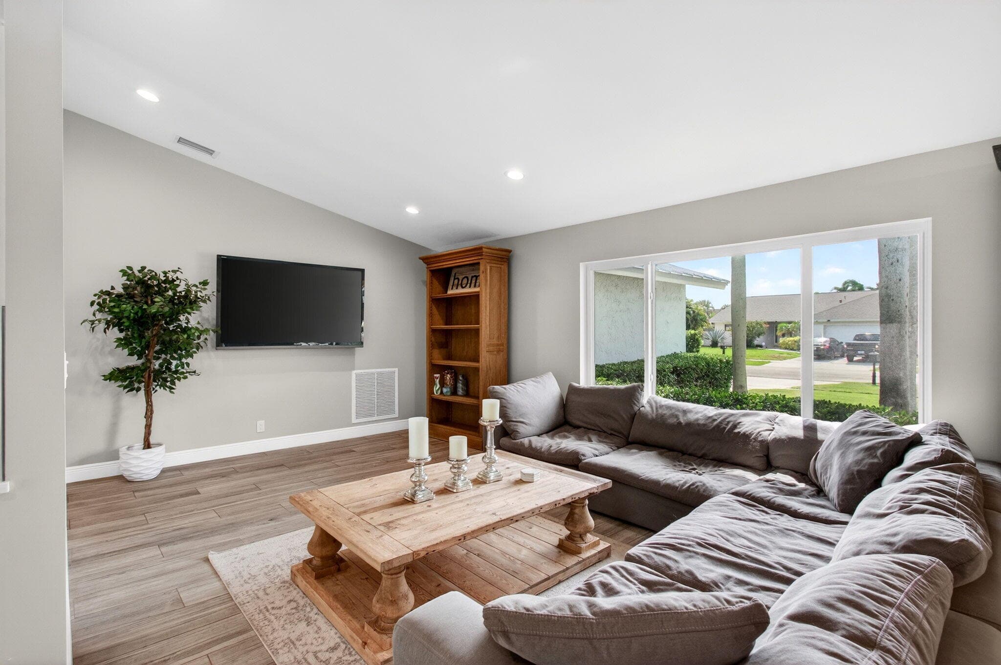 17773 Maplewood Drive, Boca Raton, FL 33487 — photo 14 of 50
