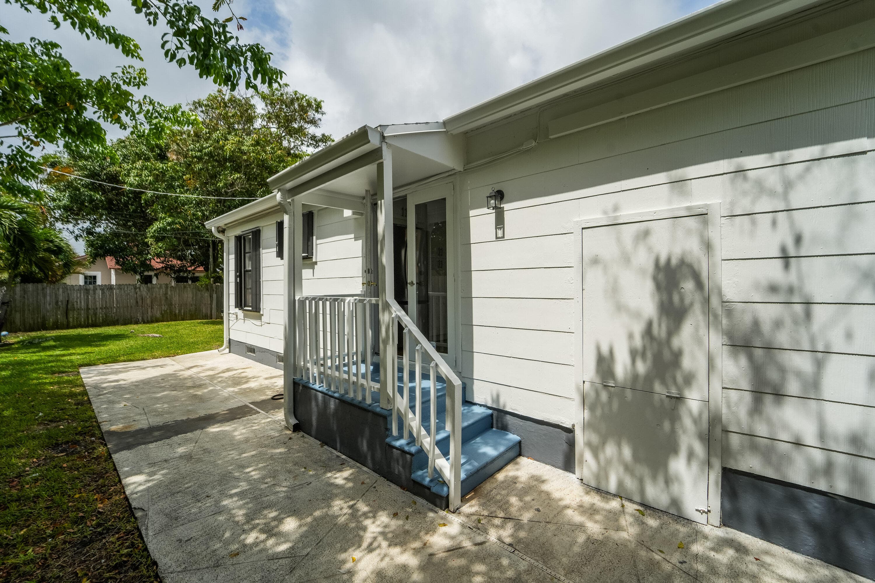 5000 Lake Avenue, West Palm Beach, FL 33405 — photo 21 of 46