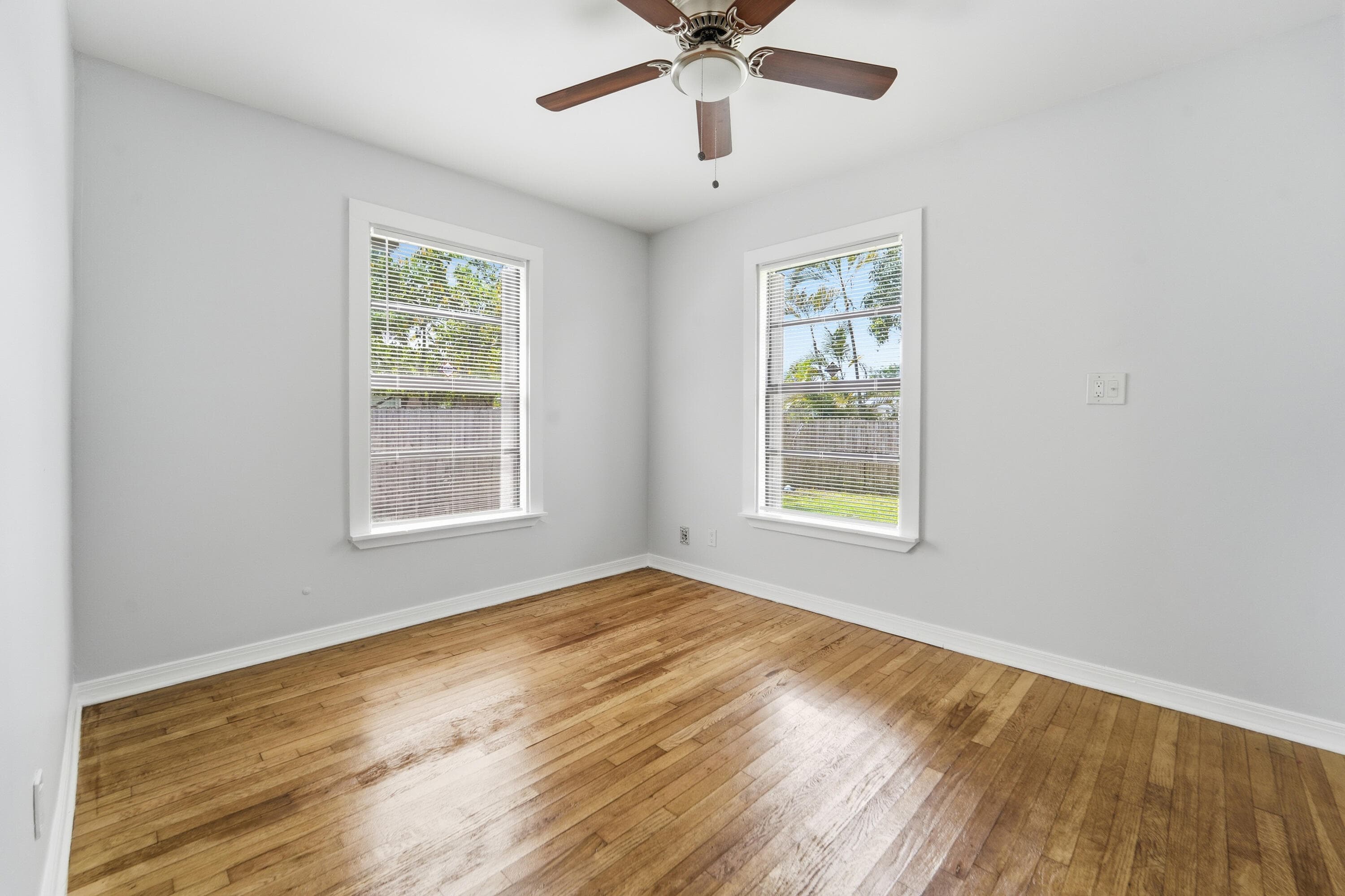 5000 Lake Avenue, West Palm Beach, FL 33405 — photo 10 of 46