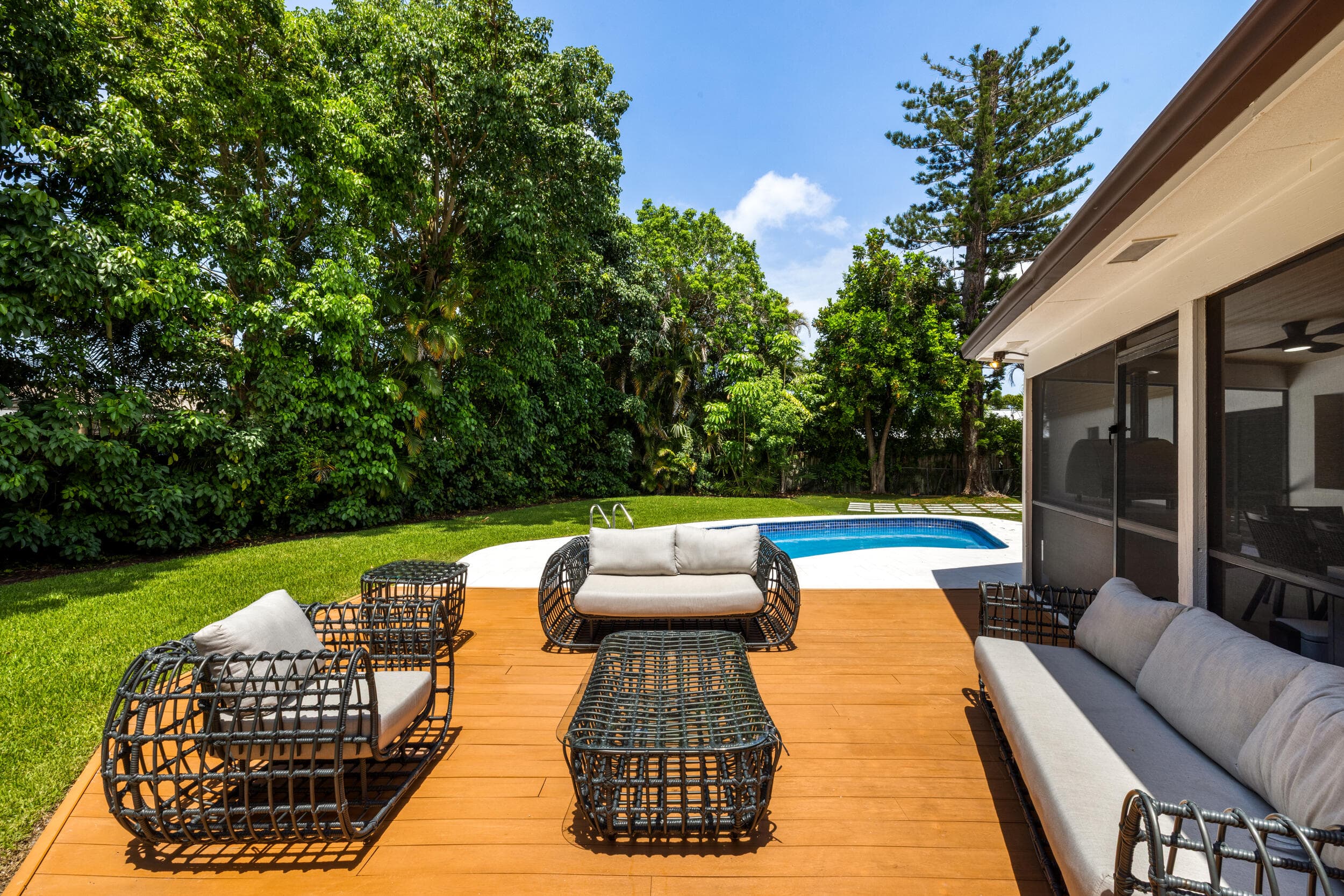 342 Fairway W, Tequesta, FL 33469 — photo 32 of 40