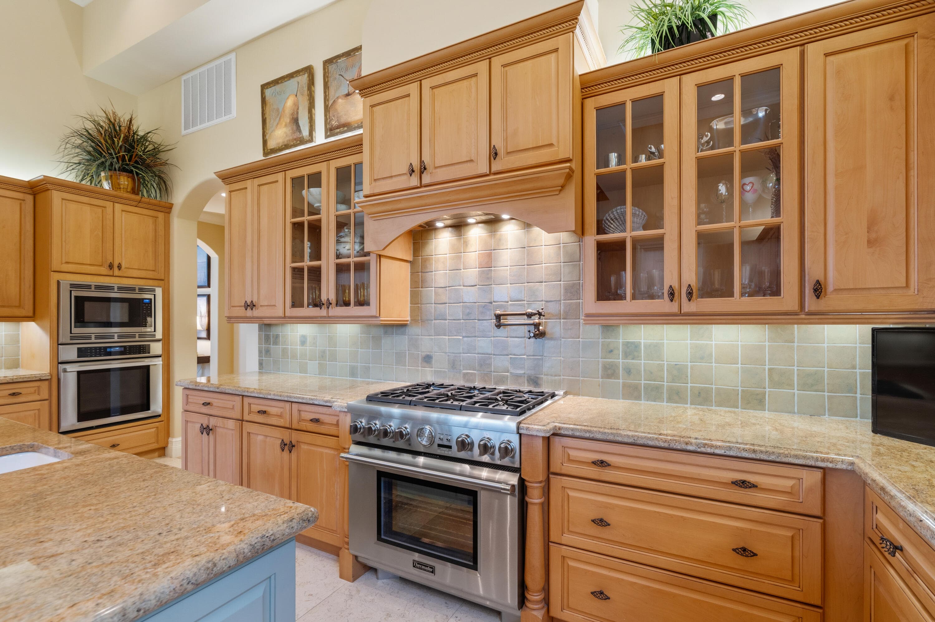 104 SE Mira Lavella, Port St. Lucie, FL 34984 — photo 15 of 85