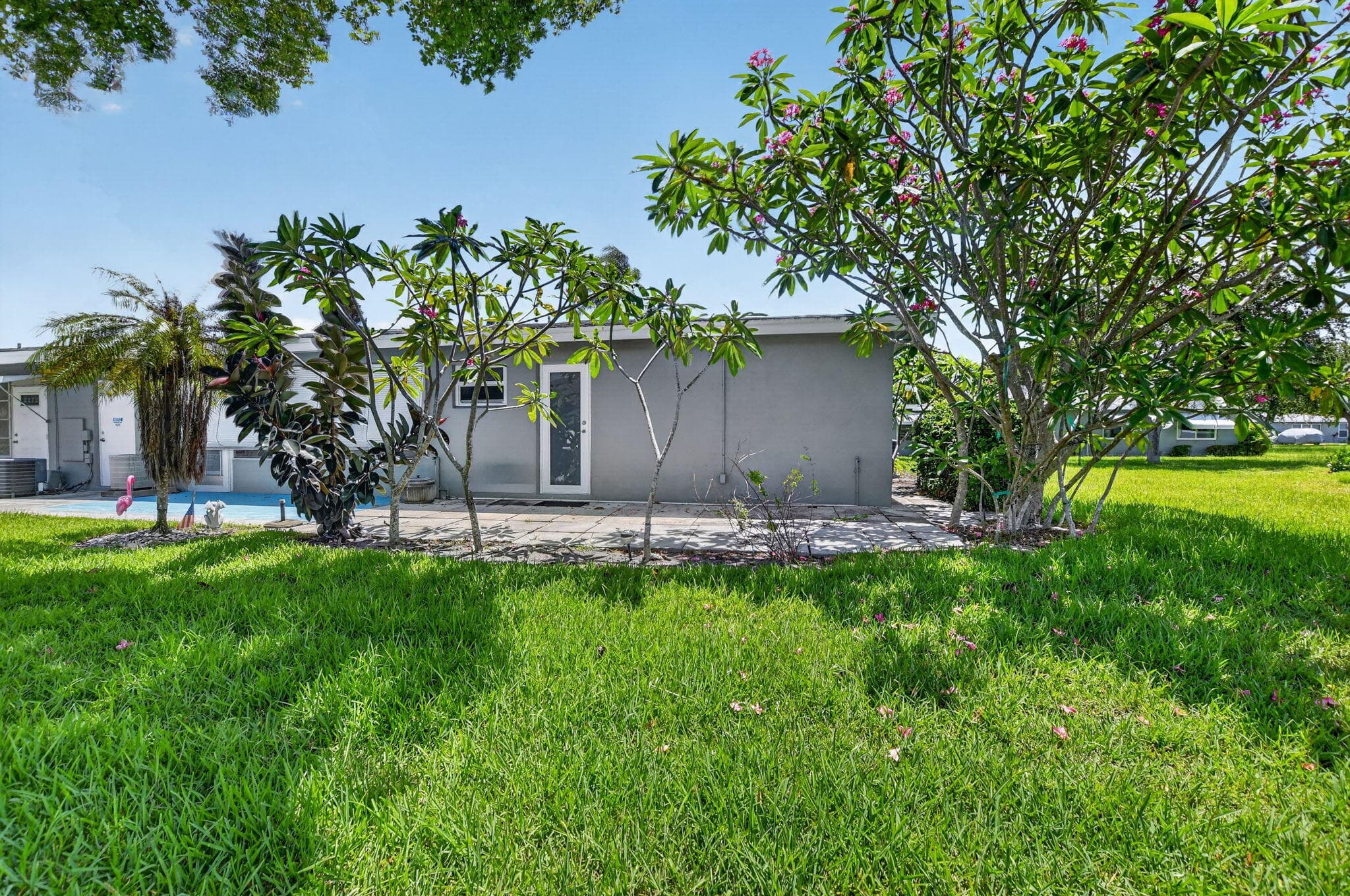 912 South Drive A, Delray Beach, FL 33445 — photo 24 of 31