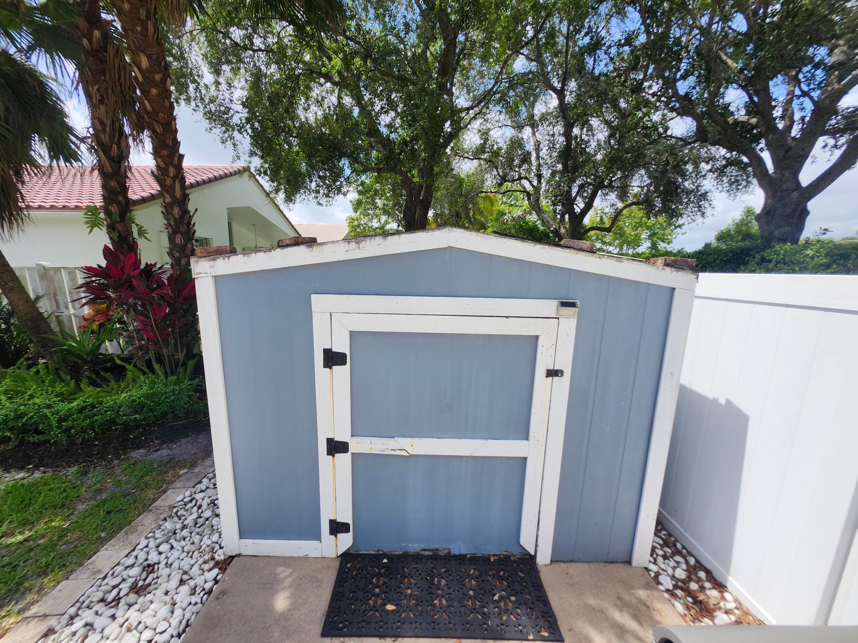1582 NW 135th Avenue, Pembroke Pines, FL 33028 — photo 11 of 46