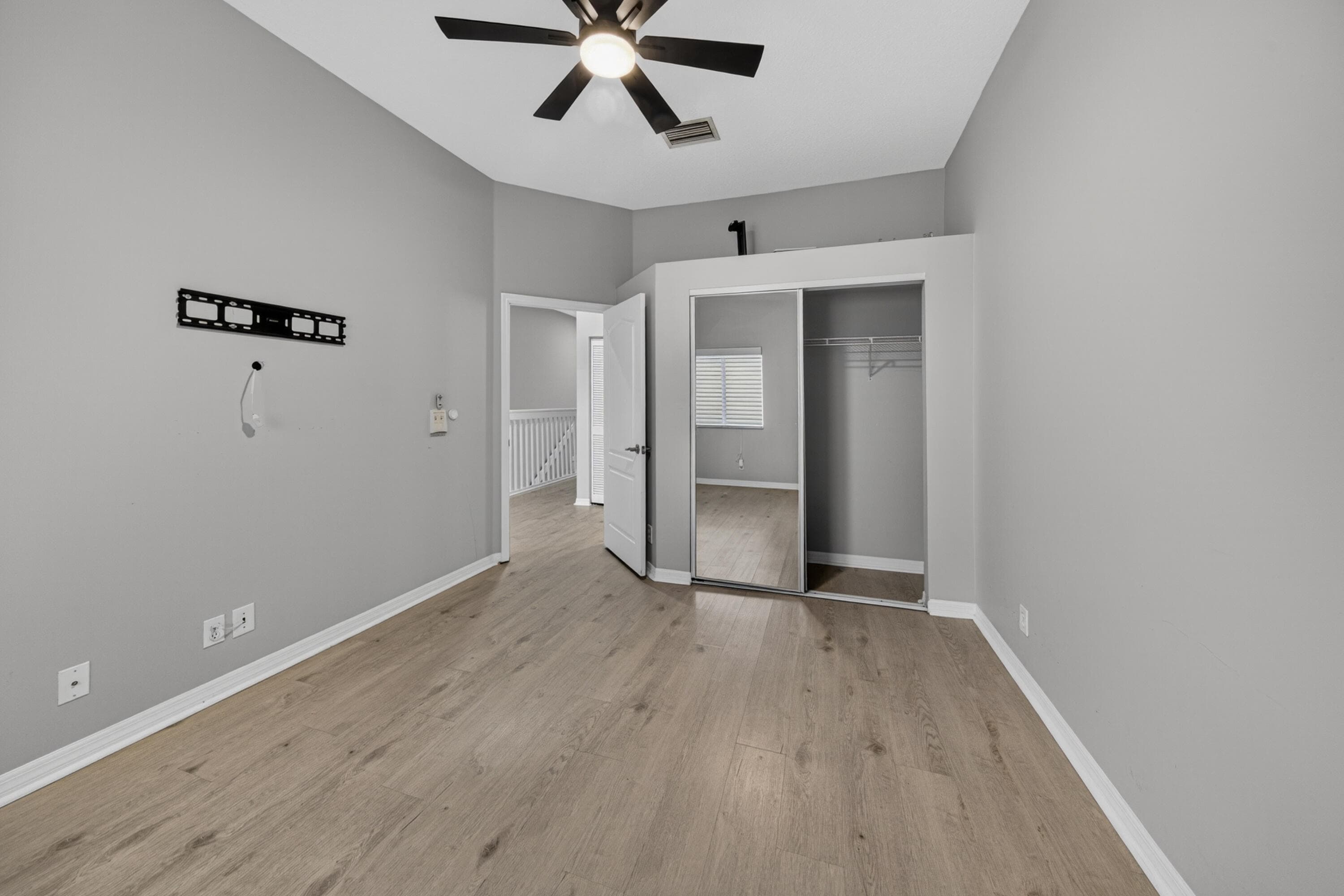 835 NE 17th Way, Fort Lauderdale, FL 33304 — photo 17 of 37