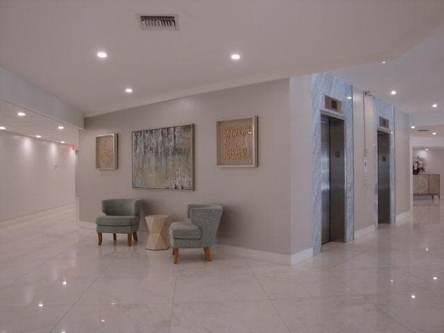 3546 S Ocean Boulevard 923, South Palm Beach, FL 33480 — photo 5 of 43