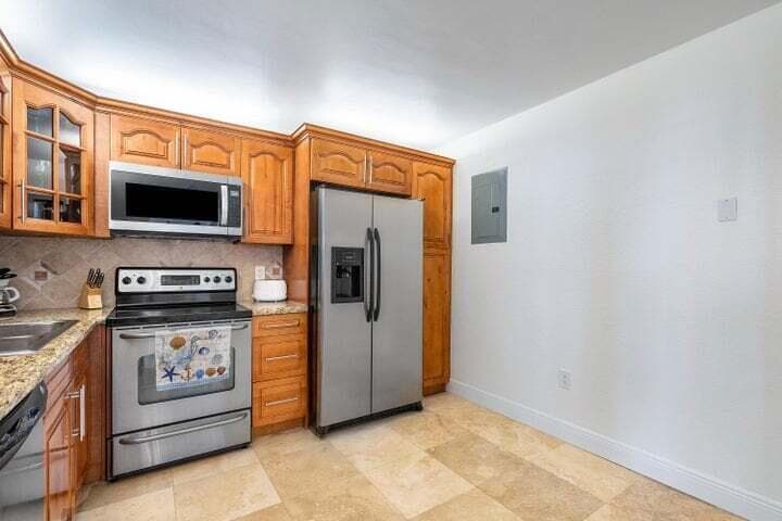 3546 S Ocean Boulevard 923, South Palm Beach, FL 33480 — photo 9 of 43