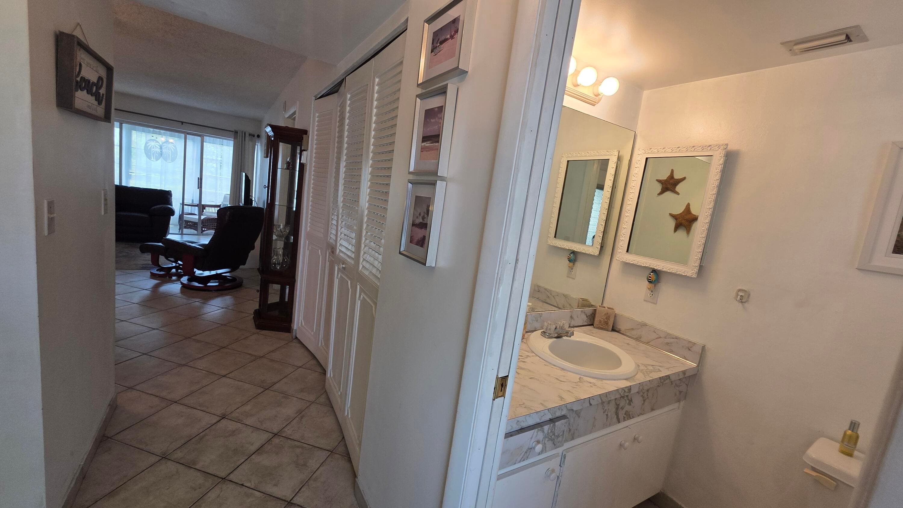 2900 NW 46th Avenue 213, Lauderdale Lakes, FL 33313 — photo 6 of 24