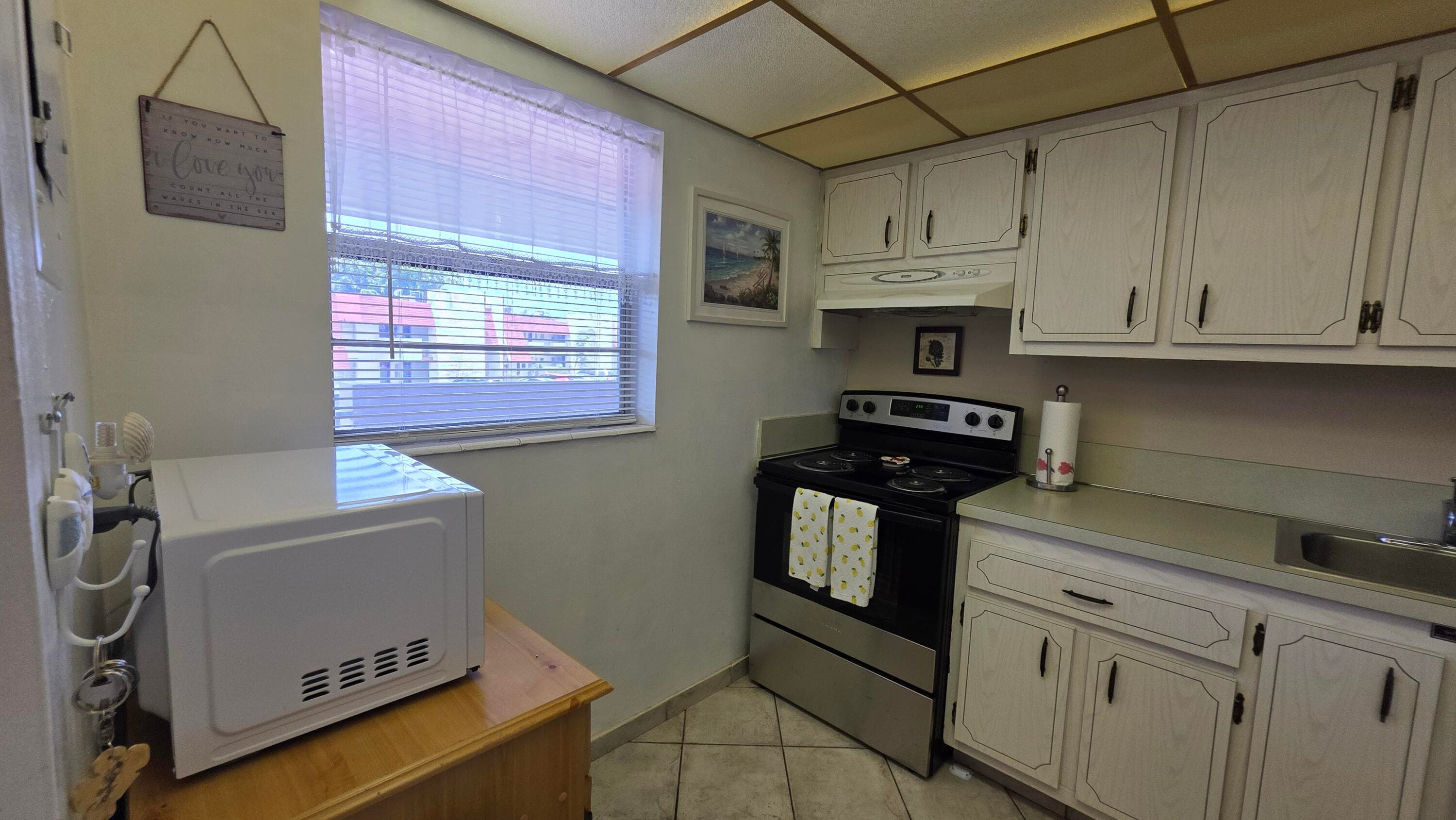 2900 NW 46th Avenue 213, Lauderdale Lakes, FL 33313 — photo 8 of 24