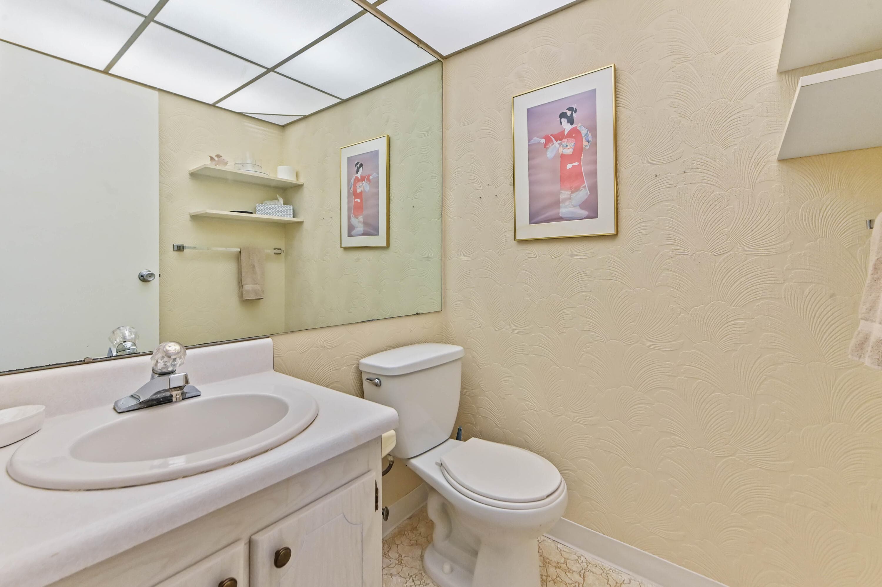 38 Saxony A, Delray Beach, FL 33446 — photo 13 of 34