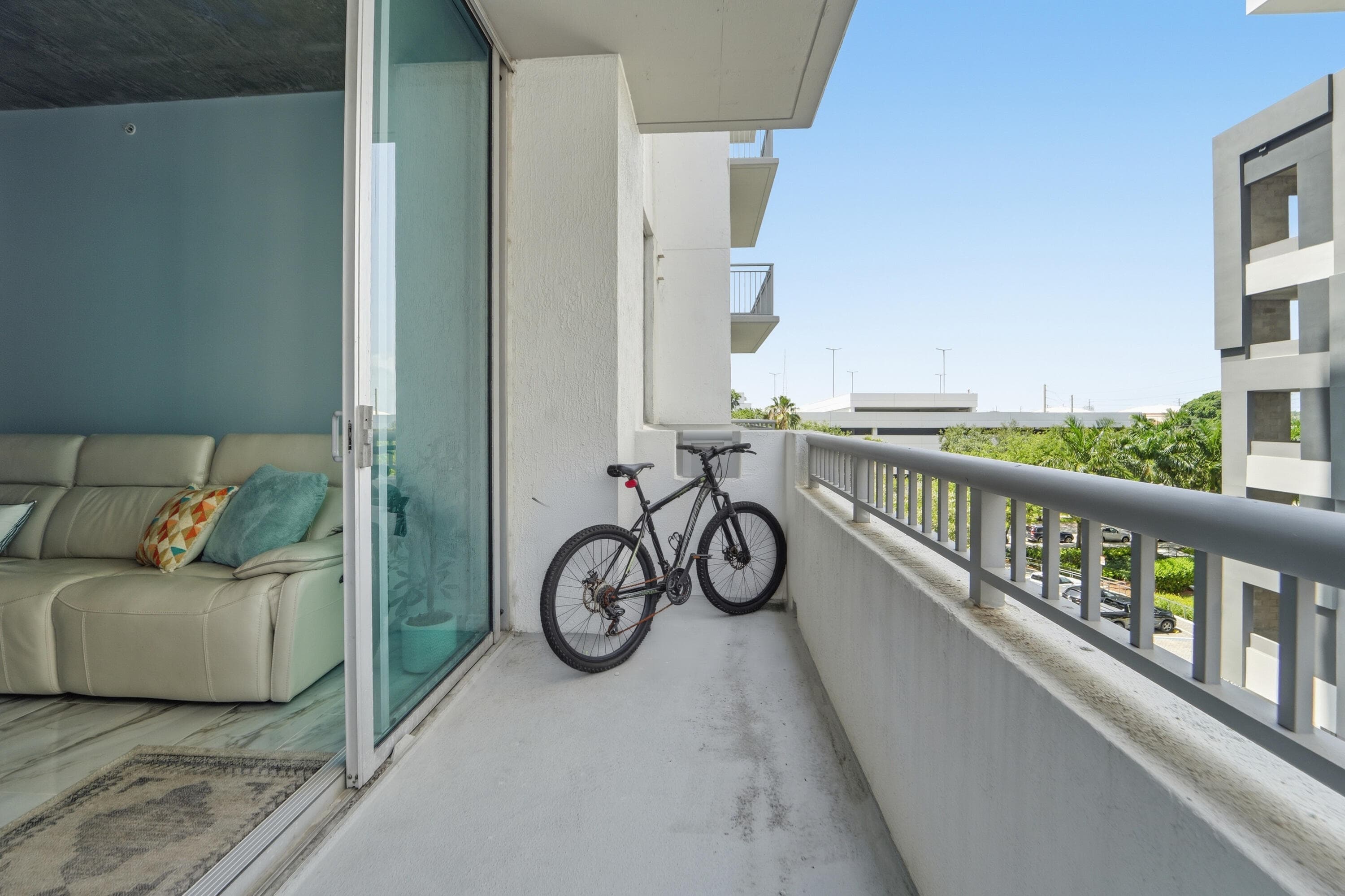 300 S Australian Avenue Unit 419, West Palm Beach, FL 33401 — photo 14 of 38