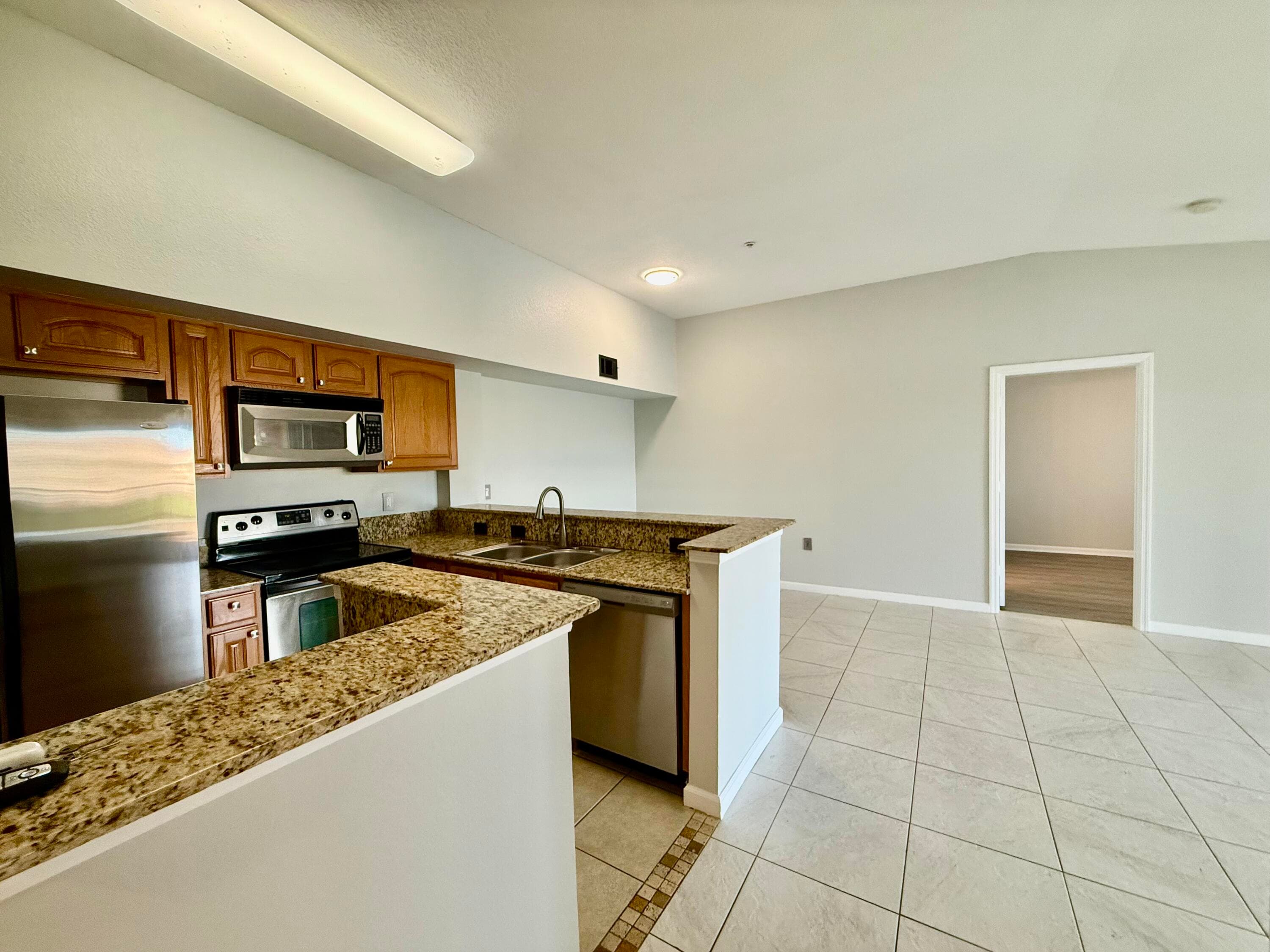 271 SW Palm Drive 304, Port St. Lucie, FL 34986 — photo 5 of 22