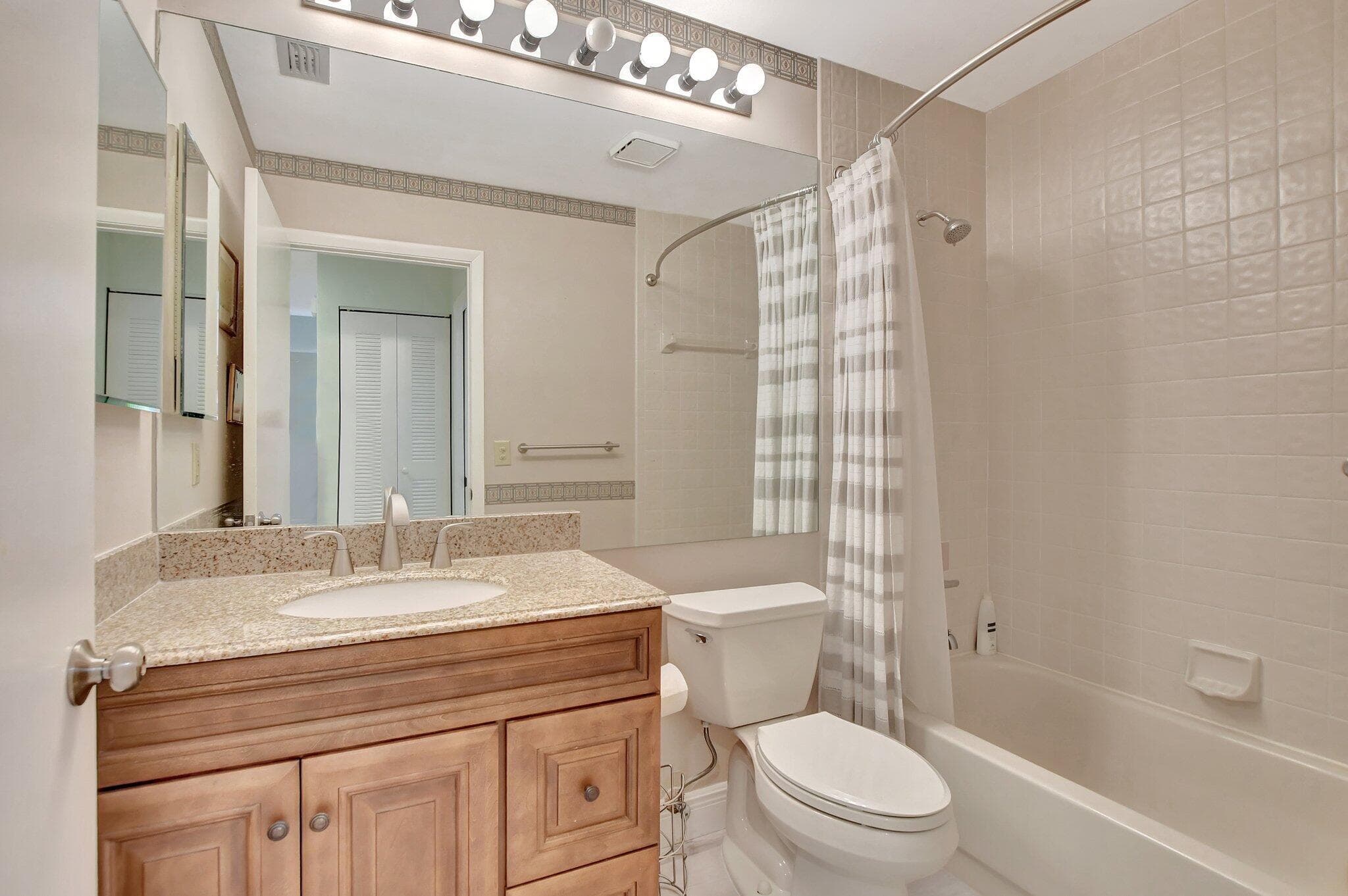 5289 Fairway Woods Drive 2913, Delray Beach, FL 33484 — photo 22 of 36