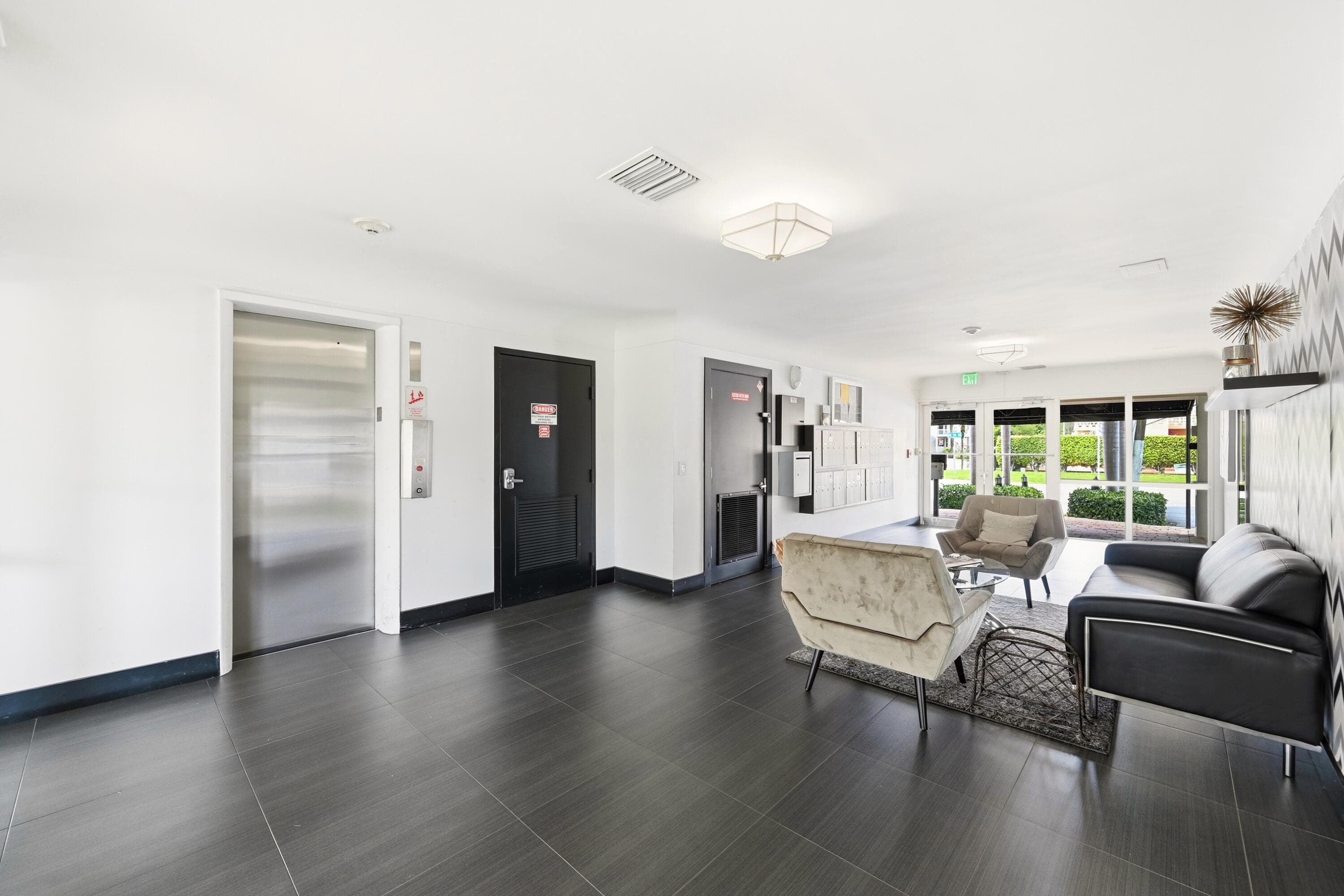 2881 NE 32nd Street 118, Fort Lauderdale, FL 33306 — photo 13 of 33
