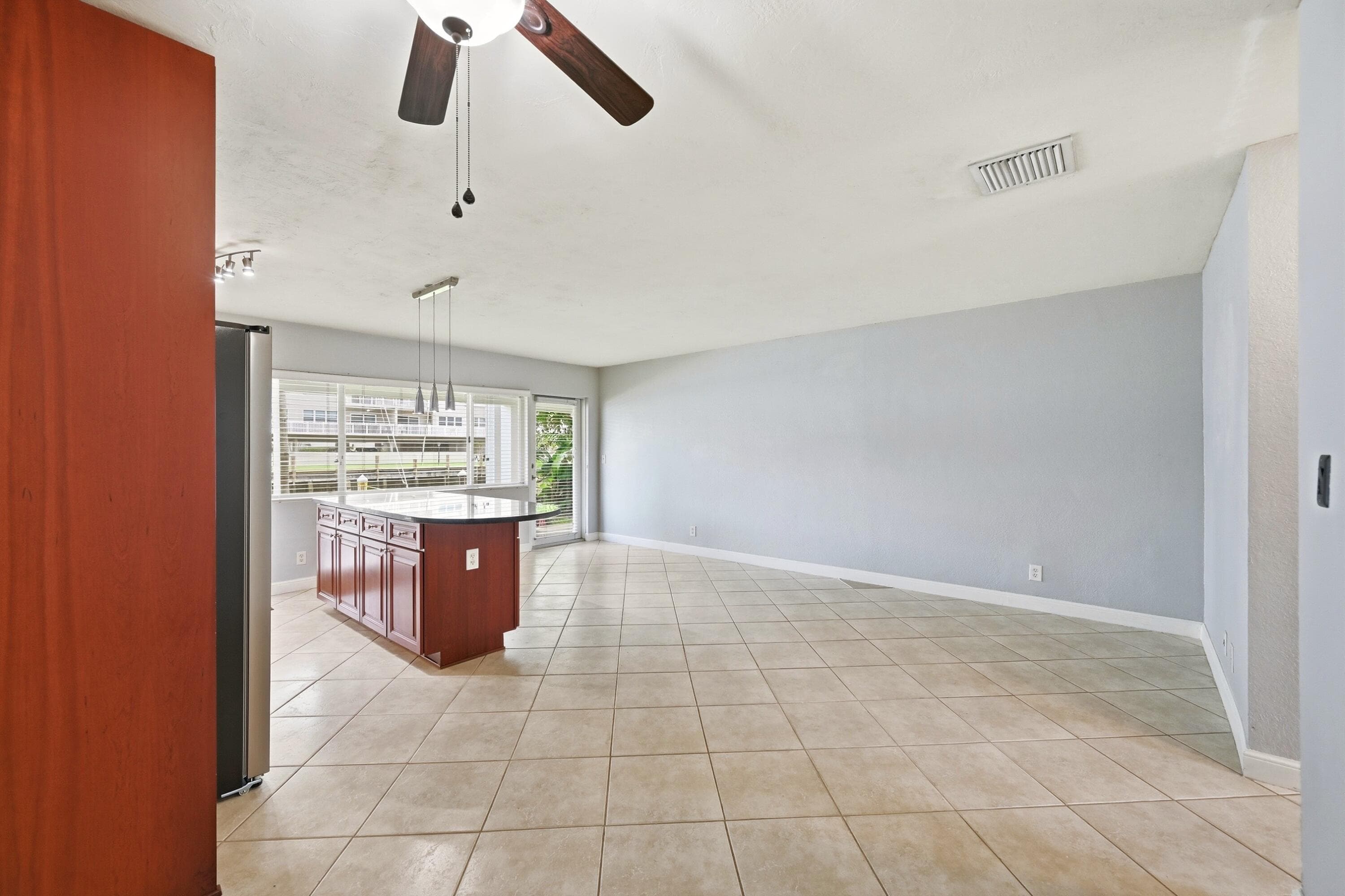 2881 NE 32nd Street 118, Fort Lauderdale, FL 33306 — photo 5 of 33