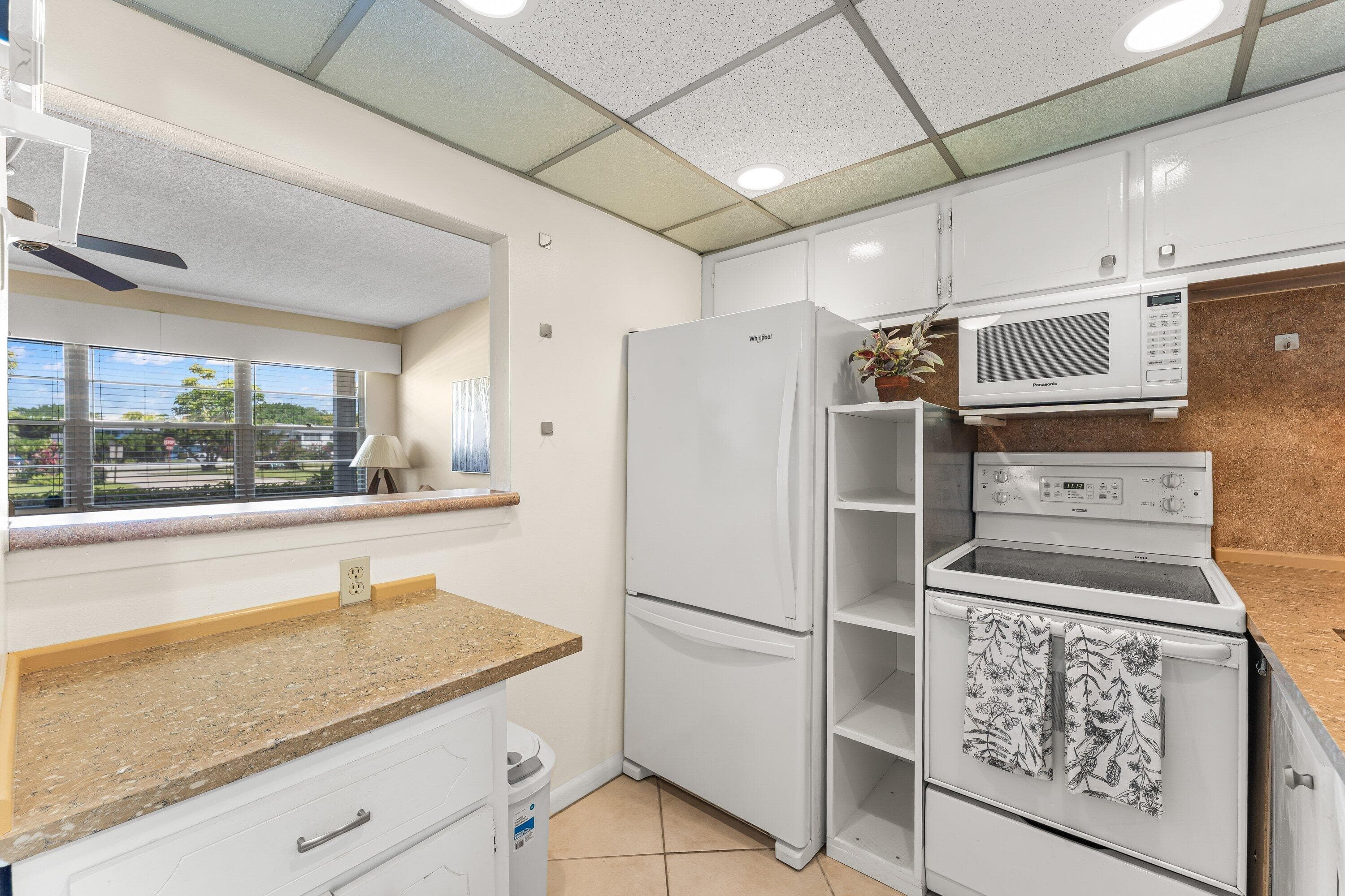 1017 Harwood C, Deerfield Beach, FL 33442 — photo 6 of 19