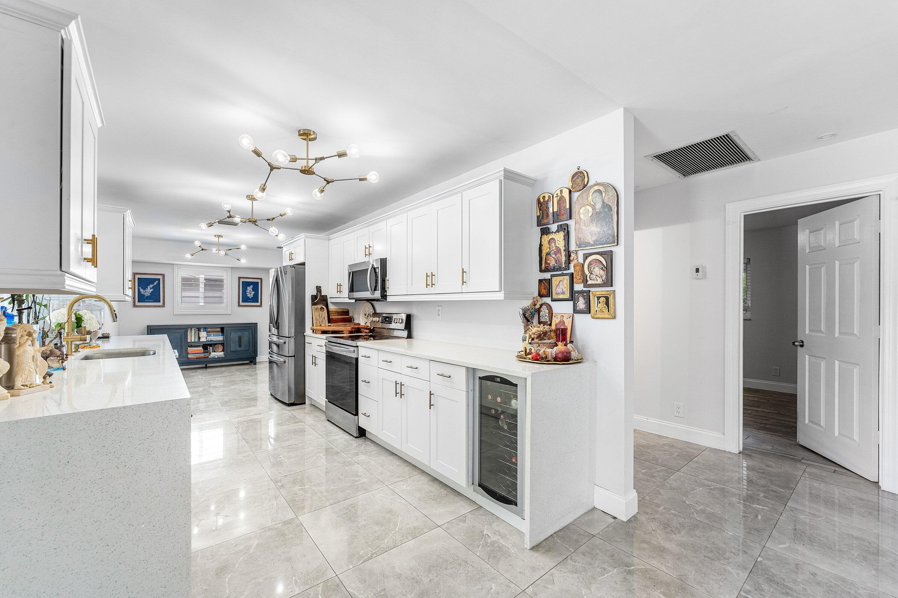 581 NW 13th Drive, Boca Raton, FL 33486 — photo 8 of 39