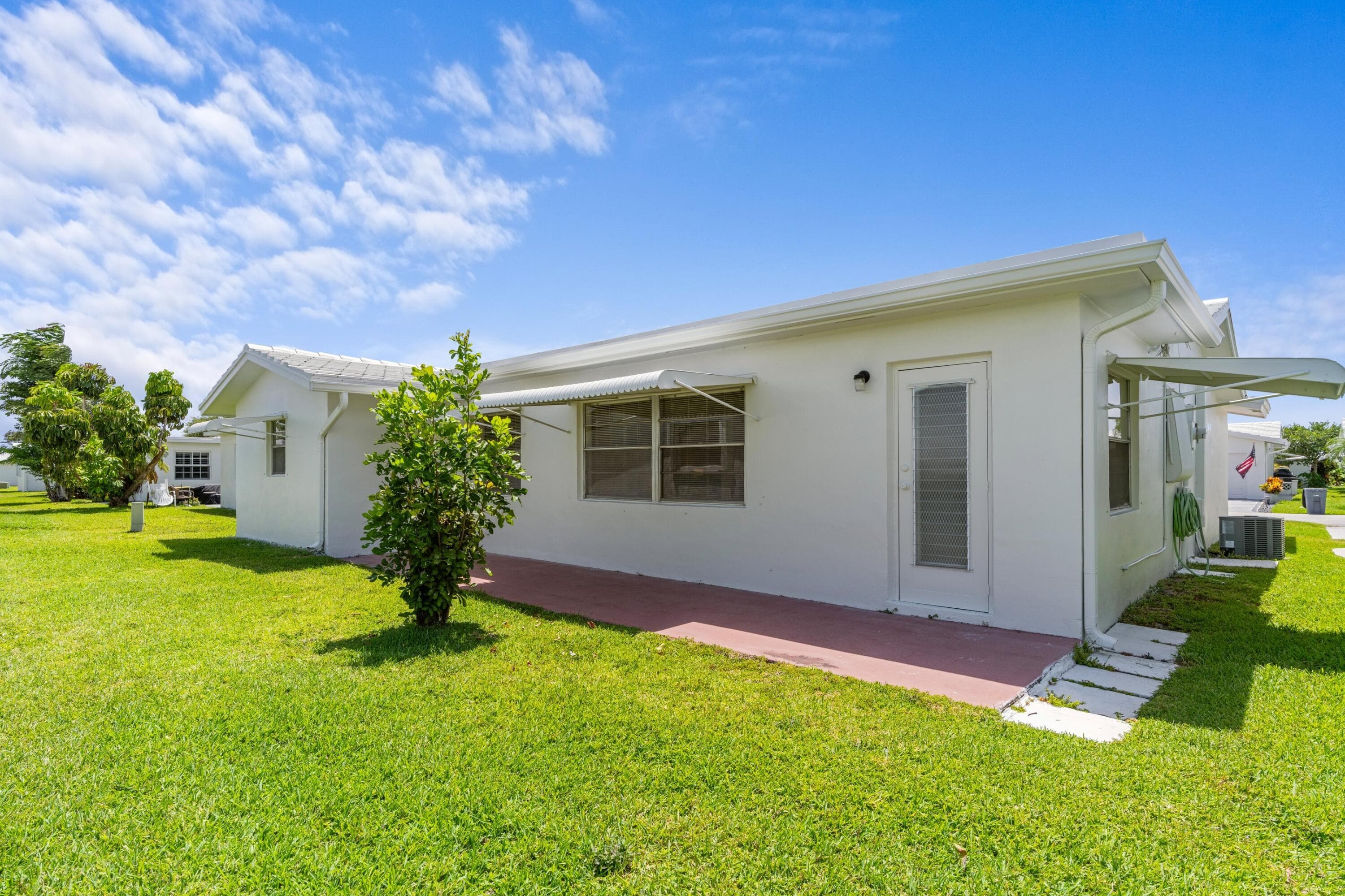 1701 SW 8th Avenue, Boynton Beach, FL 33426 — photo 18 of 44