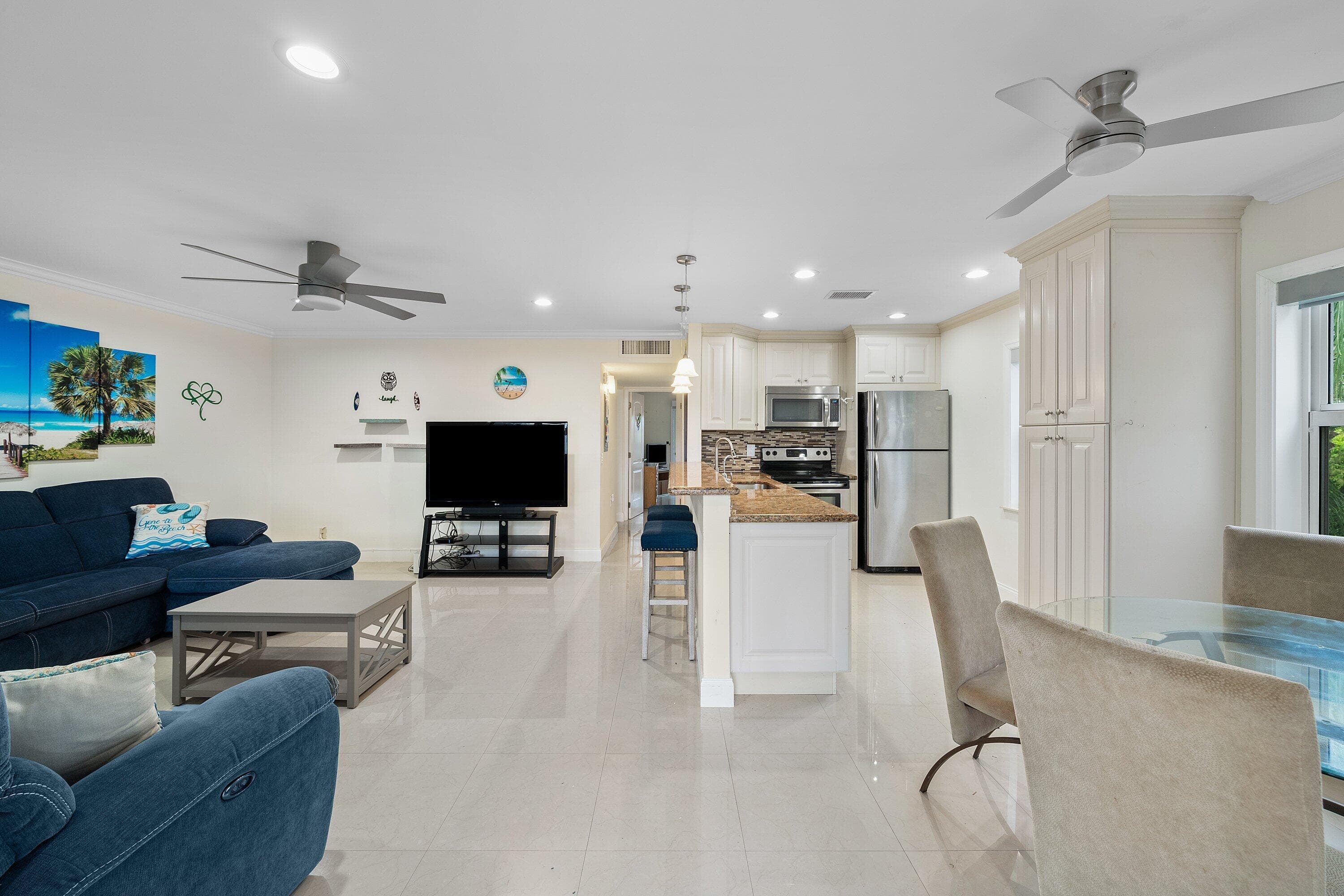 334 Burgundy G, Delray Beach, FL 33484 — photo 3 of 29