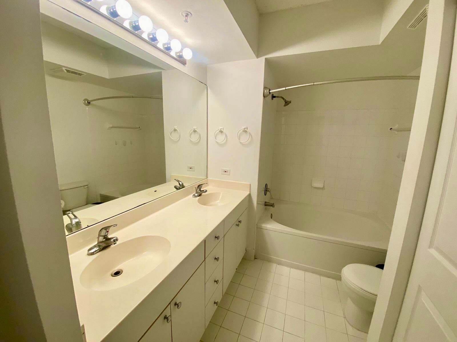 17100 N Bay Road 1911, Sunny Isles Beach, FL 33160 — photo 11 of 15