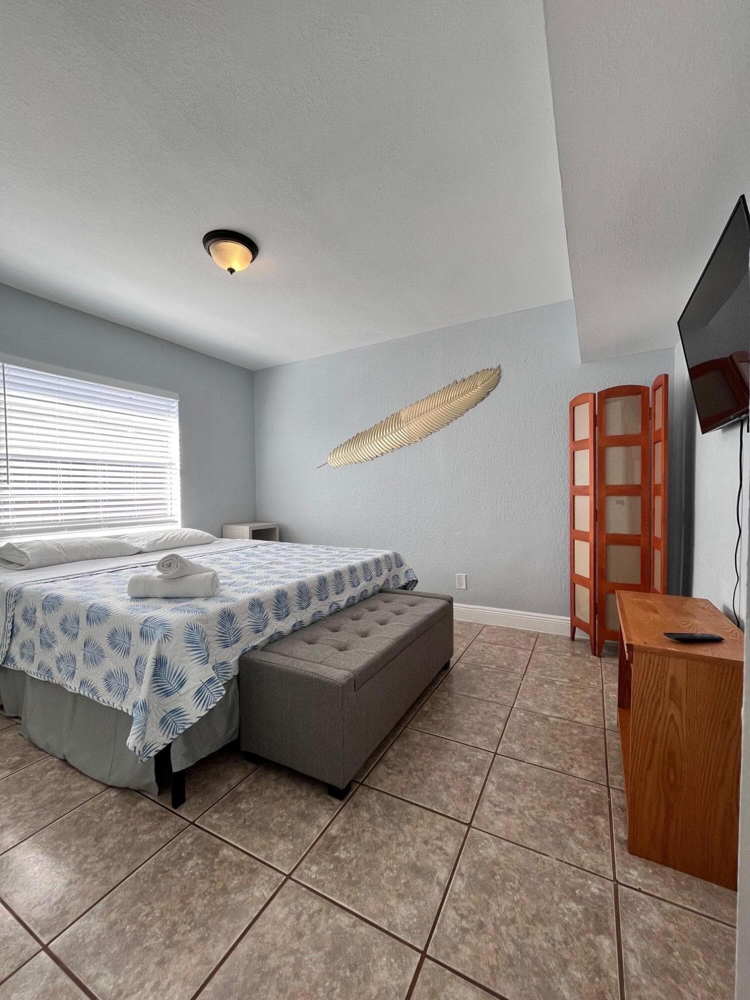 118 SW 12th Avenue, Delray Beach, FL 33444 — photo 8 of 20