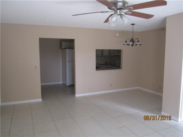3732 Savoy Lane F1, West Palm Beach, FL 33417 — photo 5 of 17