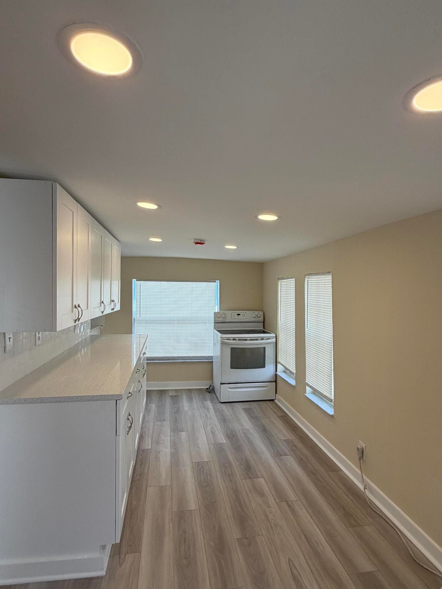 1018 Adams Street W, West Palm Beach, FL 33407 — photo 2 of 12