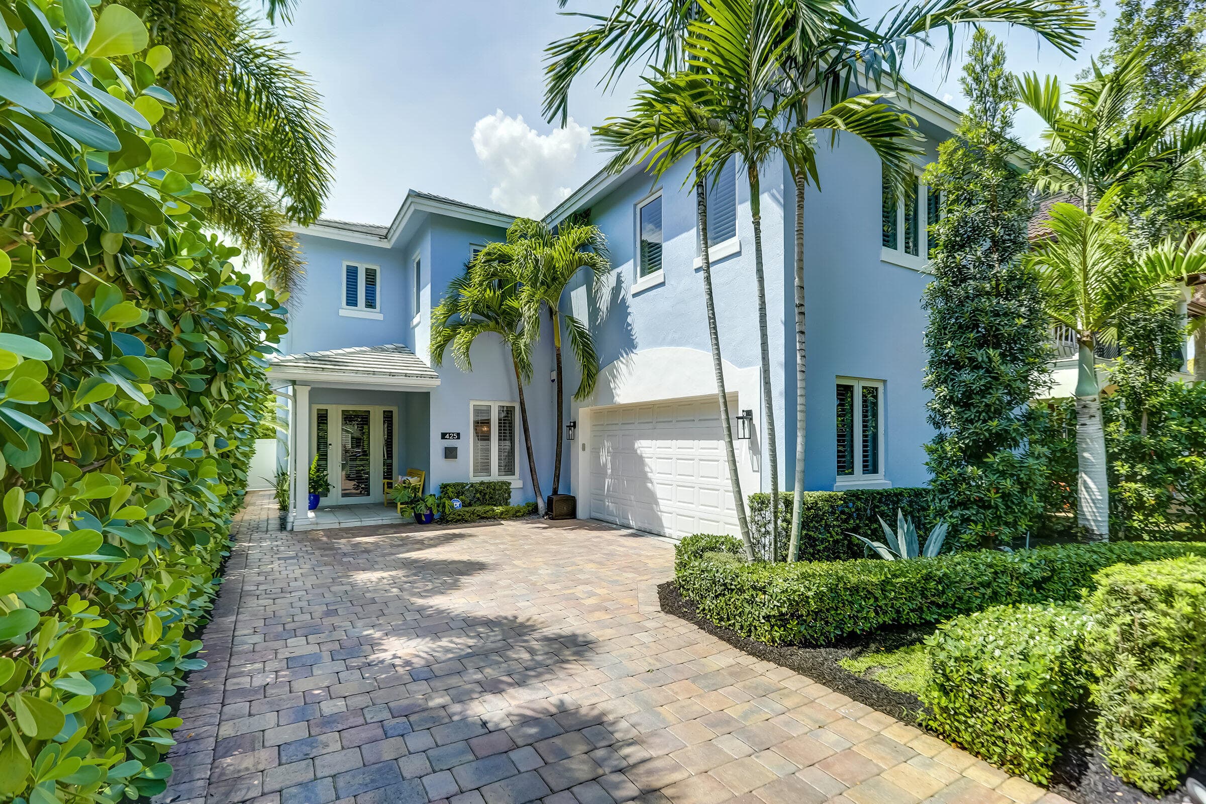 425 NE 11th Avenue, Fort Lauderdale, FL 33301 — photo 3 of 63