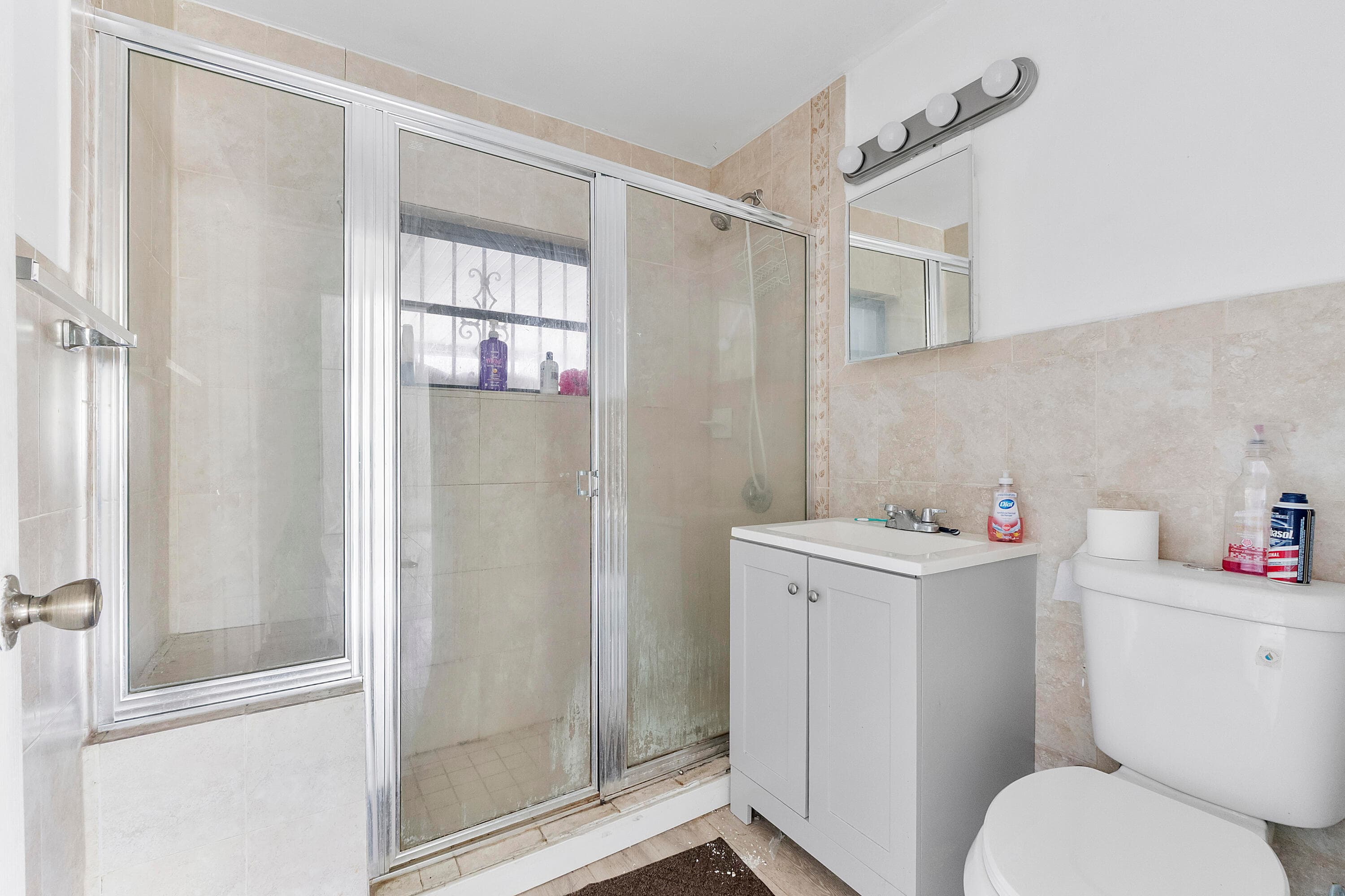 2476 NW 15th Street, Miami, FL 33125 — photo 9 of 14