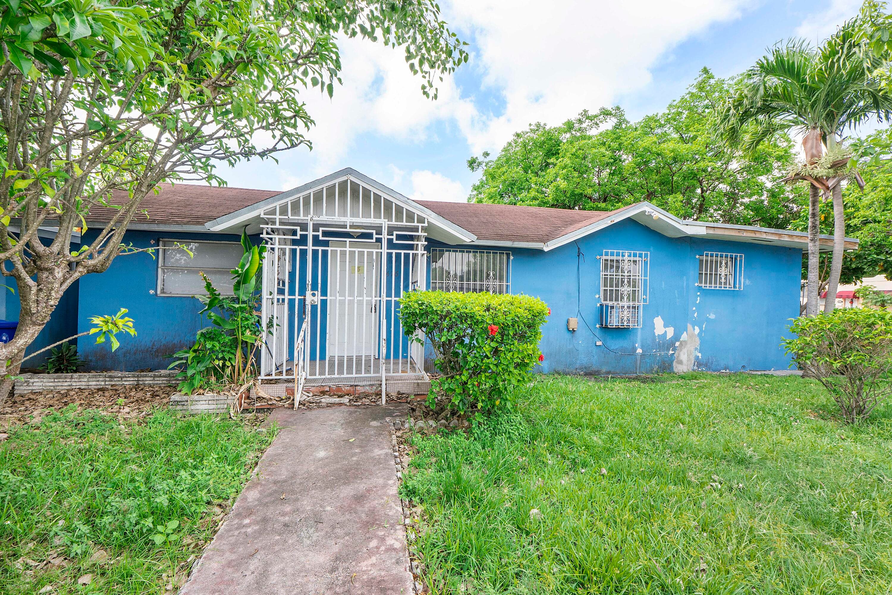 2476 NW 15th Street, Miami, FL 33125 — photo 1 of 14
