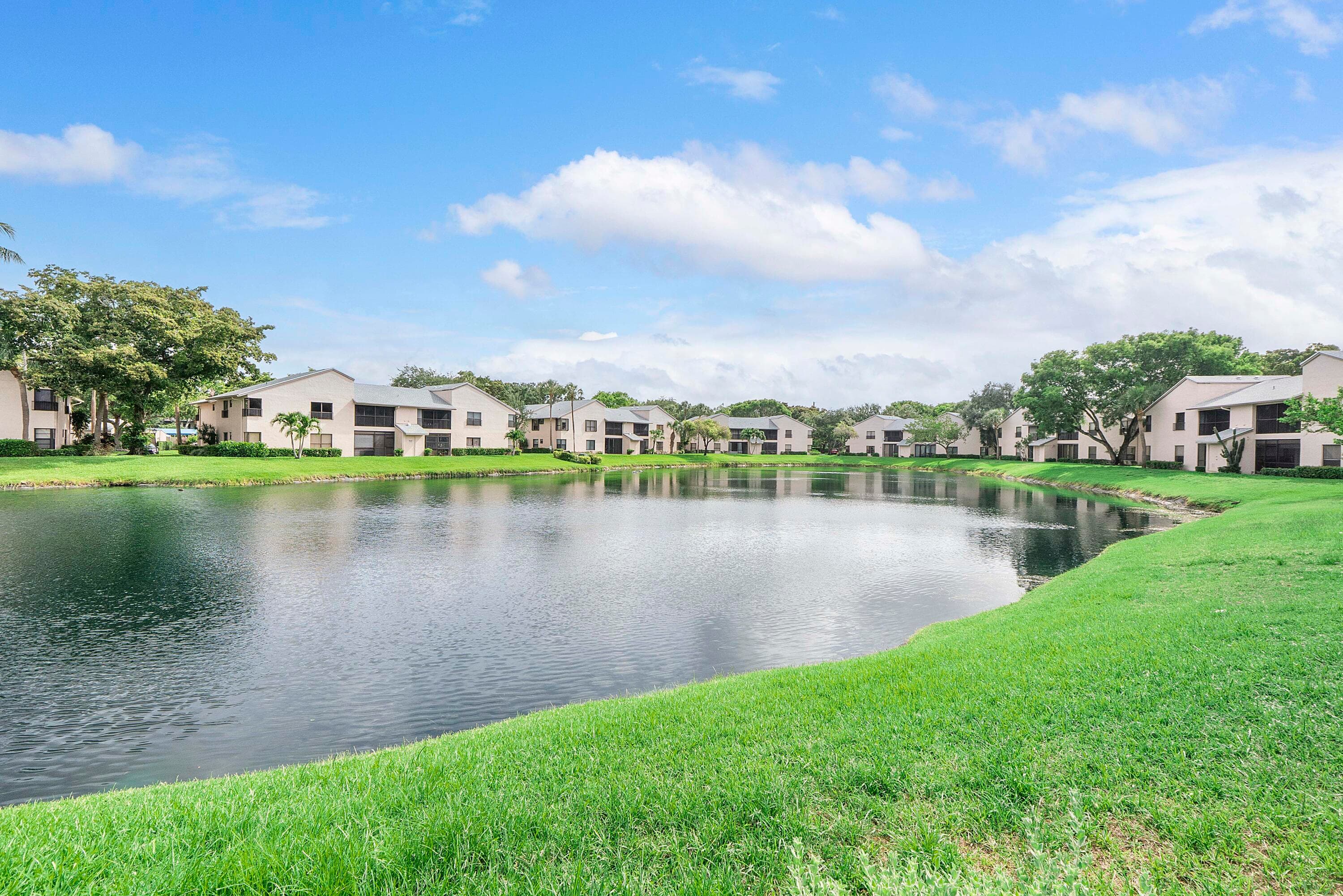 3392 NW 47th Avenue, Coconut Creek, FL 33063 — photo 7 of 41