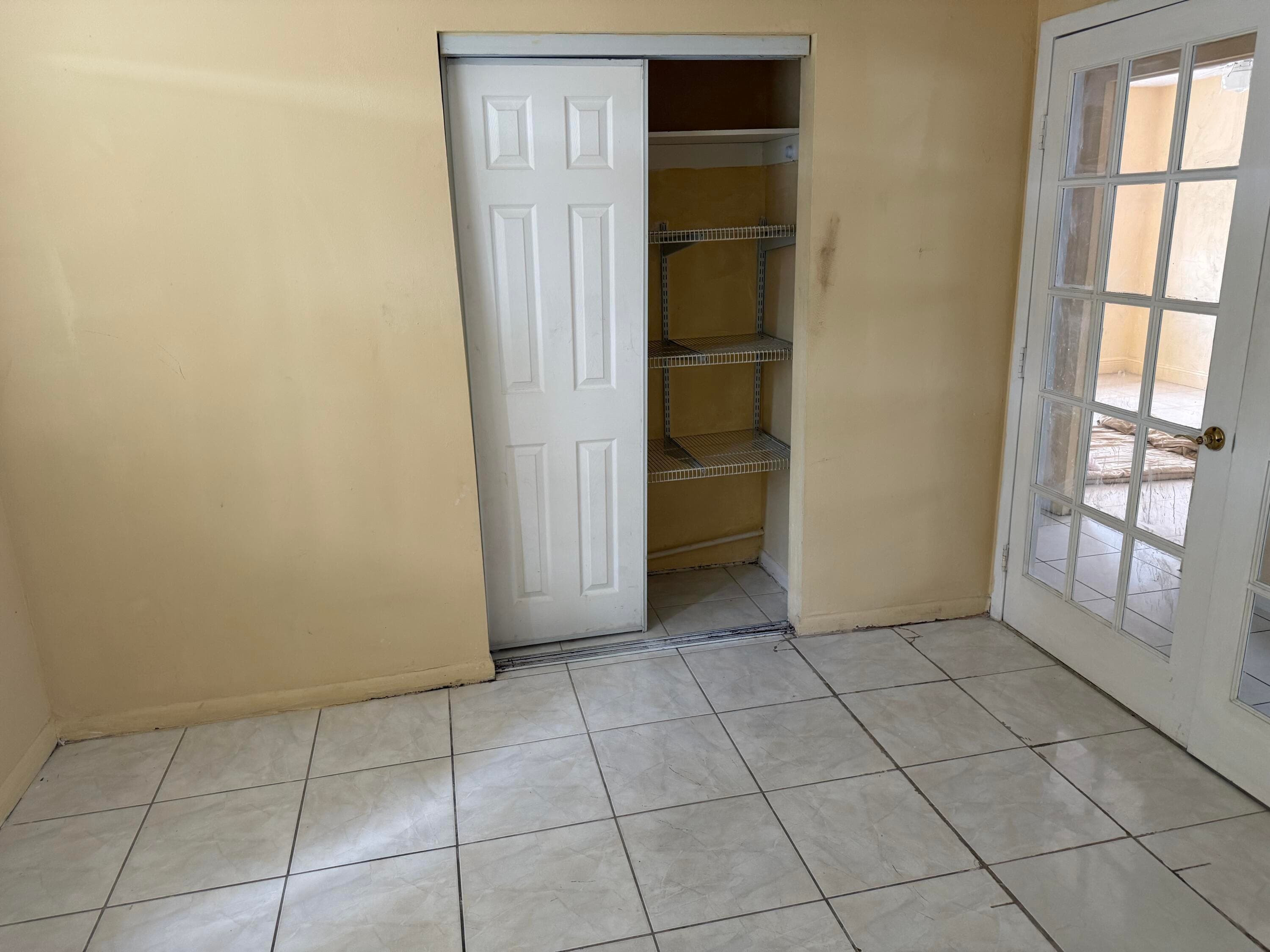 1676 W 10th Street, Riviera Beach, FL 33404 — photo 4 of 15