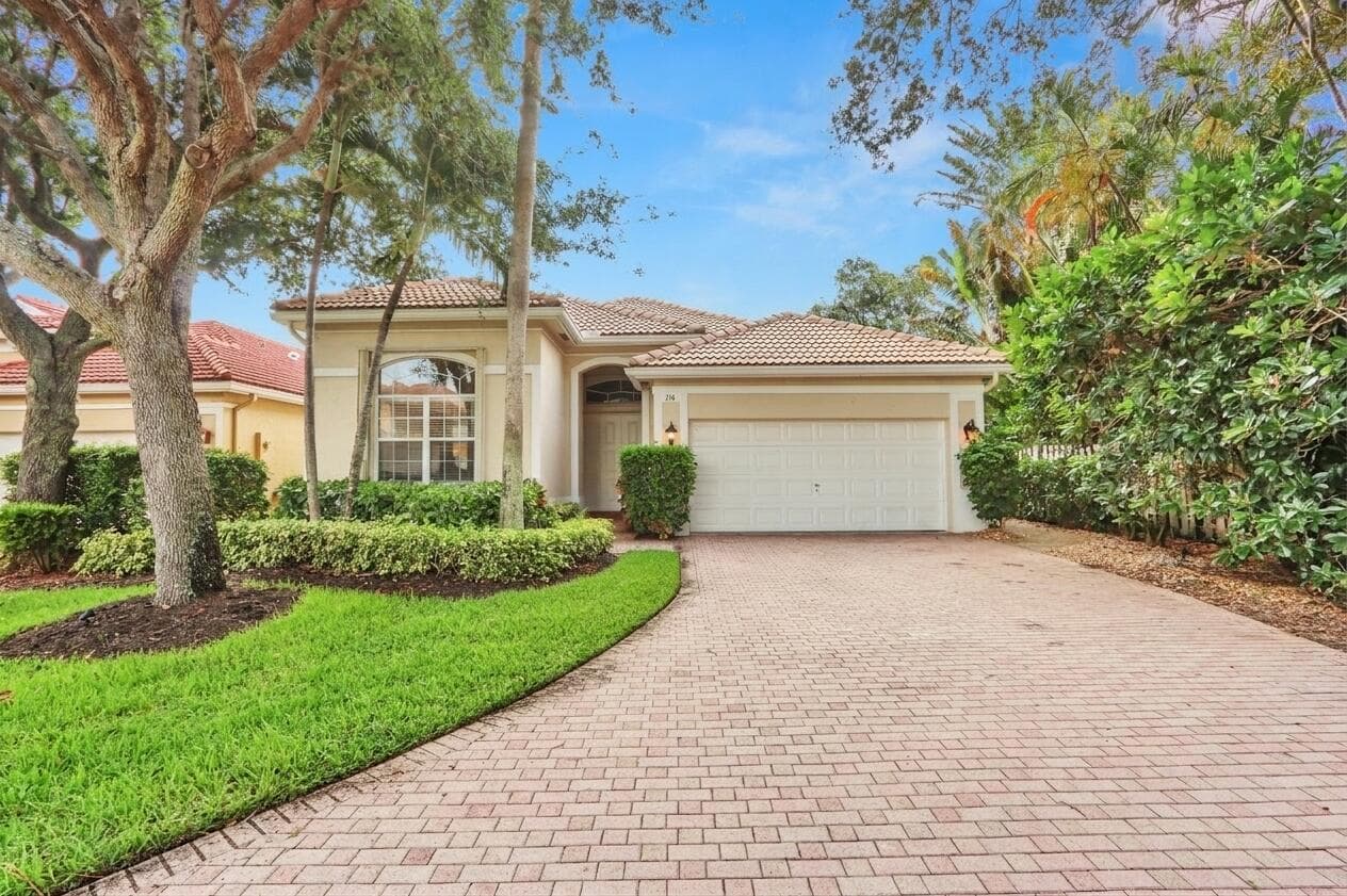 116 Palm Circle, Atlantis, FL 33462 — photo