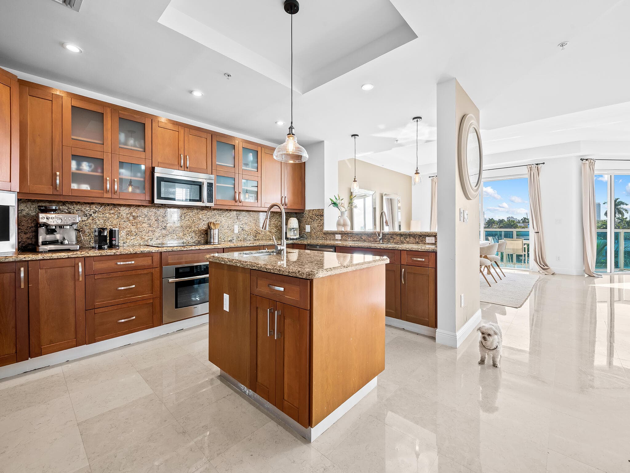 516 Hendricks Isle 4c, Fort Lauderdale, FL 33301 — photo 5 of 34