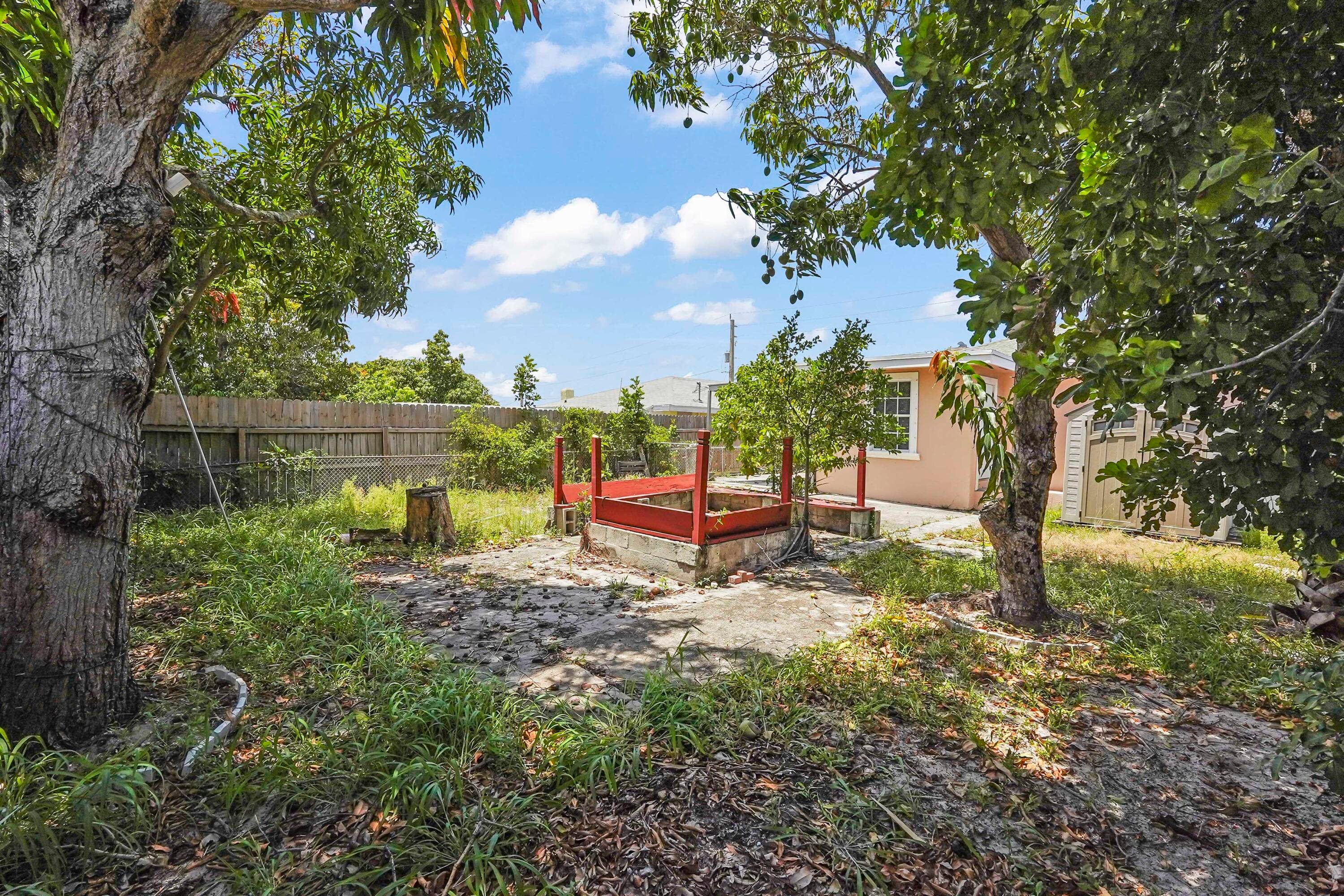 816 20th Street, West Palm Beach, FL 33407 — photo 19 of 21