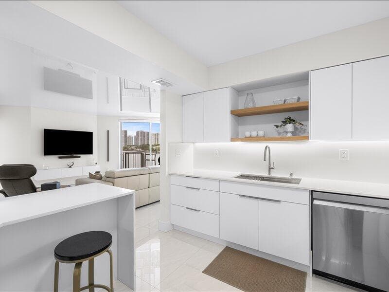 18260 N Bay Road 418, Sunny Isles Beach, FL 33160 — photo 14 of 44