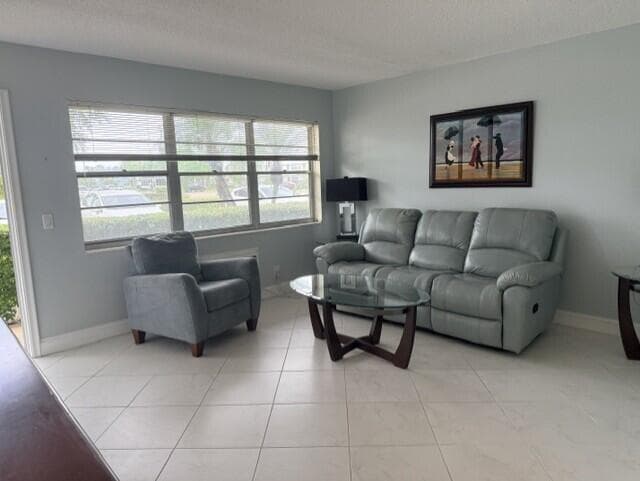 216 Berkshire K, West Palm Beach, FL 33417 — photo 4 of 15