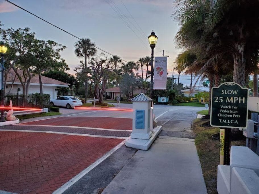 1755 E Terra Mar Drive, Lauderdale-By-The-Sea, FL 33062 — photo 36 of 48