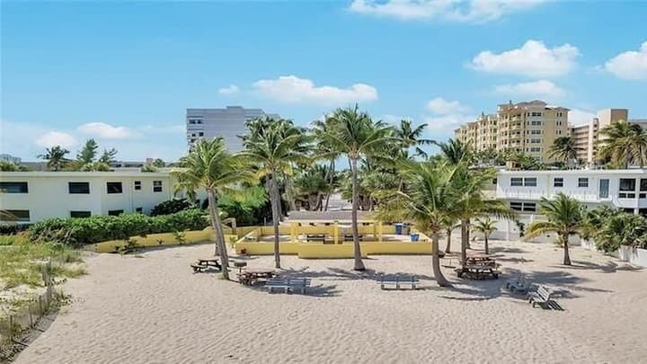 1755 E Terra Mar Drive, Lauderdale-By-The-Sea, FL 33062 — photo 40 of 48