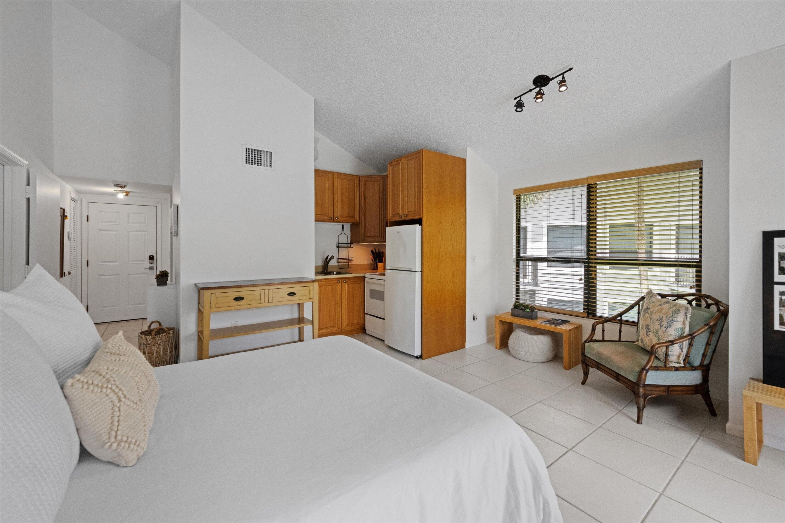 11863 Wimbledon Circle 532, Wellington, FL 33414 — photo 18 of 25