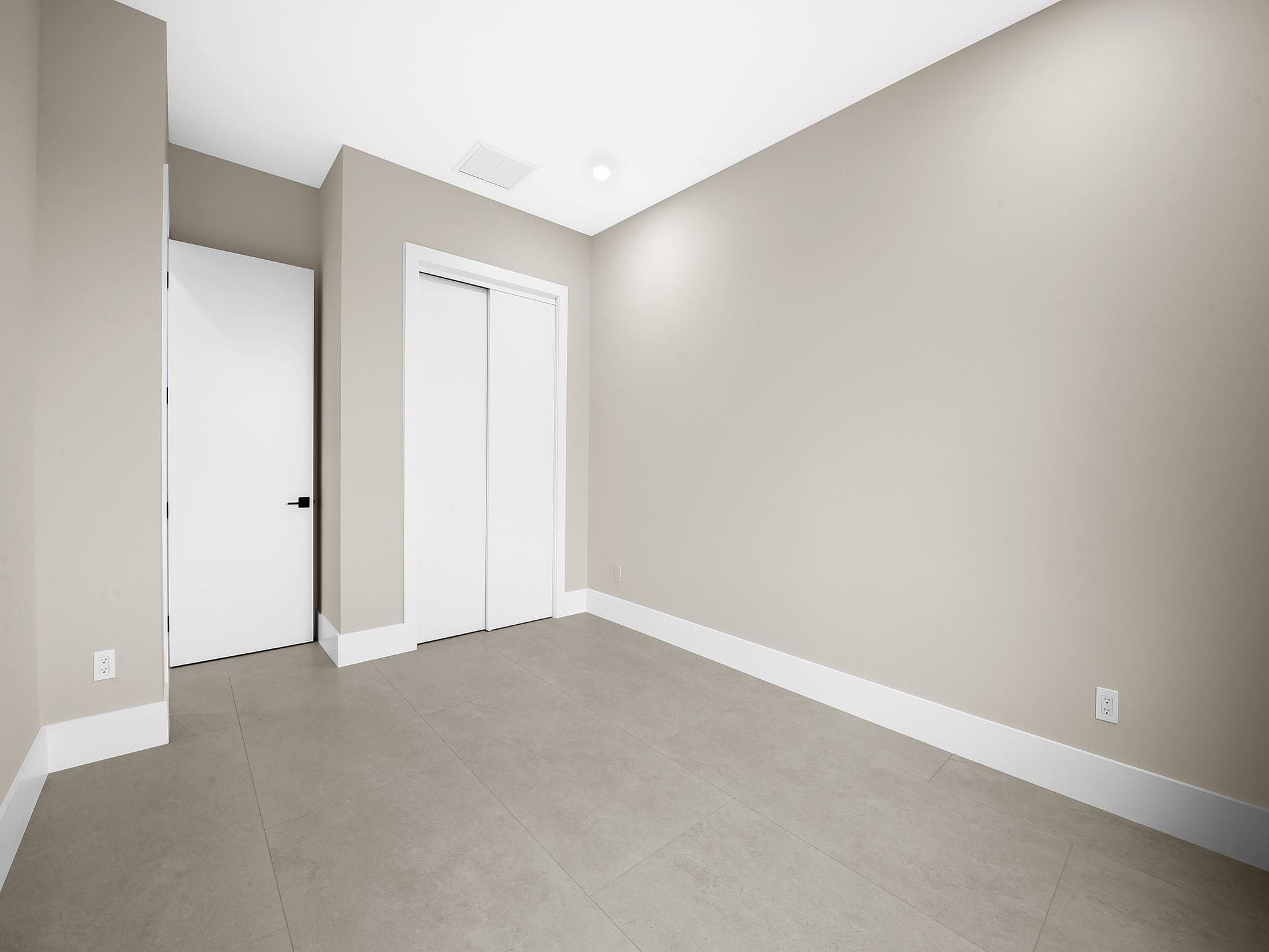 1401 NE 16th Avenue, Fort Lauderdale, FL 33304 — photo 29 of 40