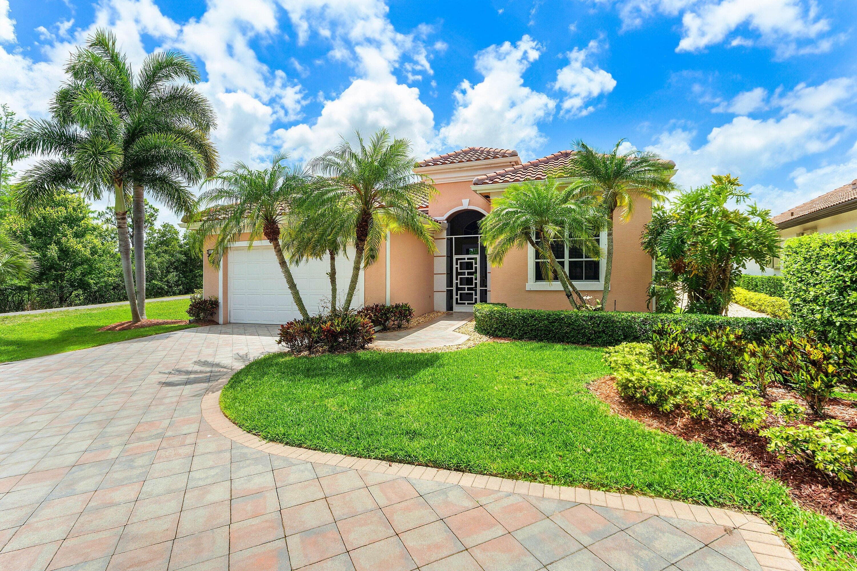 8192 Spyglass Drive, West Palm Beach, FL 33412 — photo 2 of 32