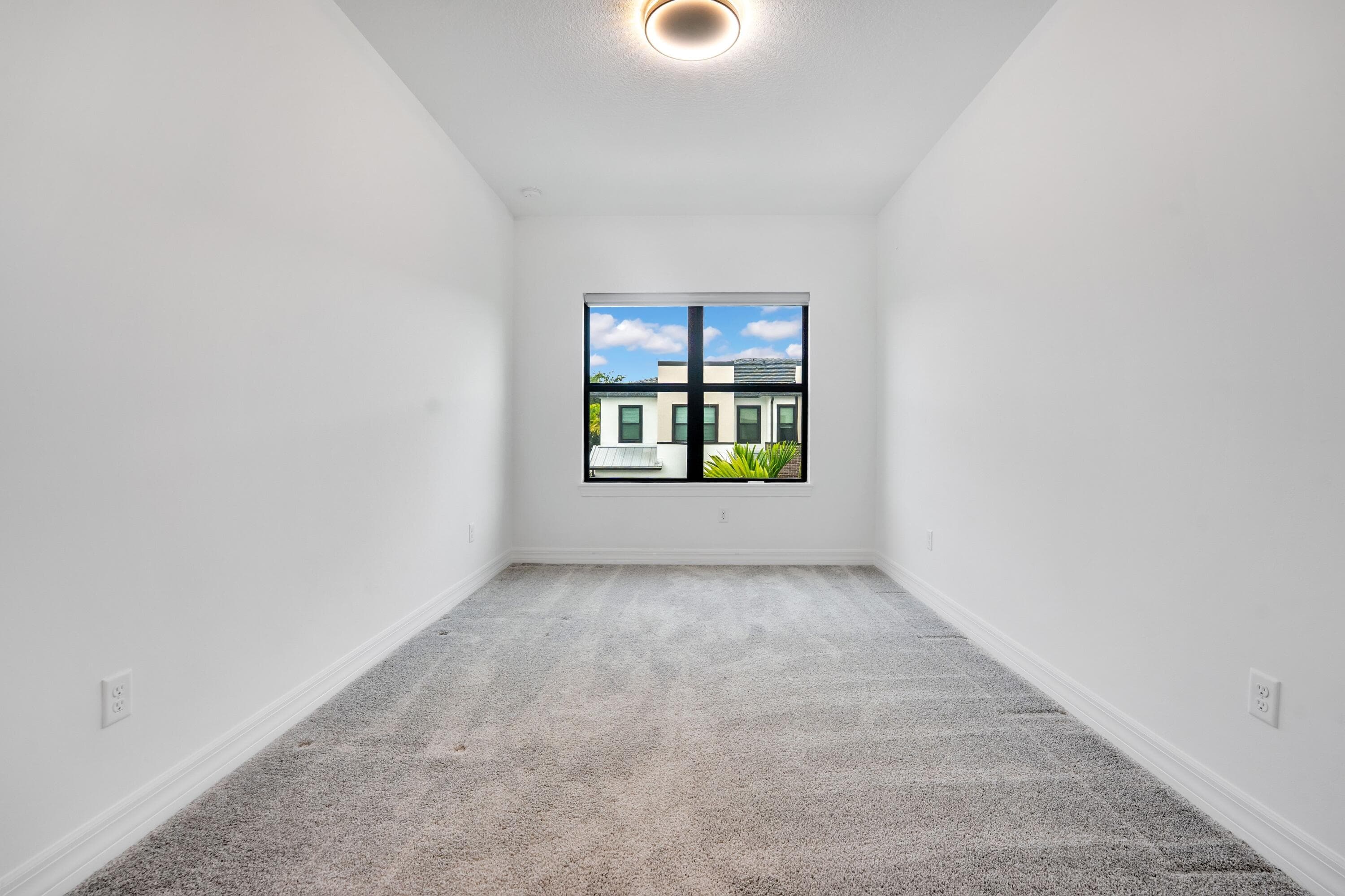 8358 NW 7th Place, Plantation, FL 33324 — photo 13 of 31