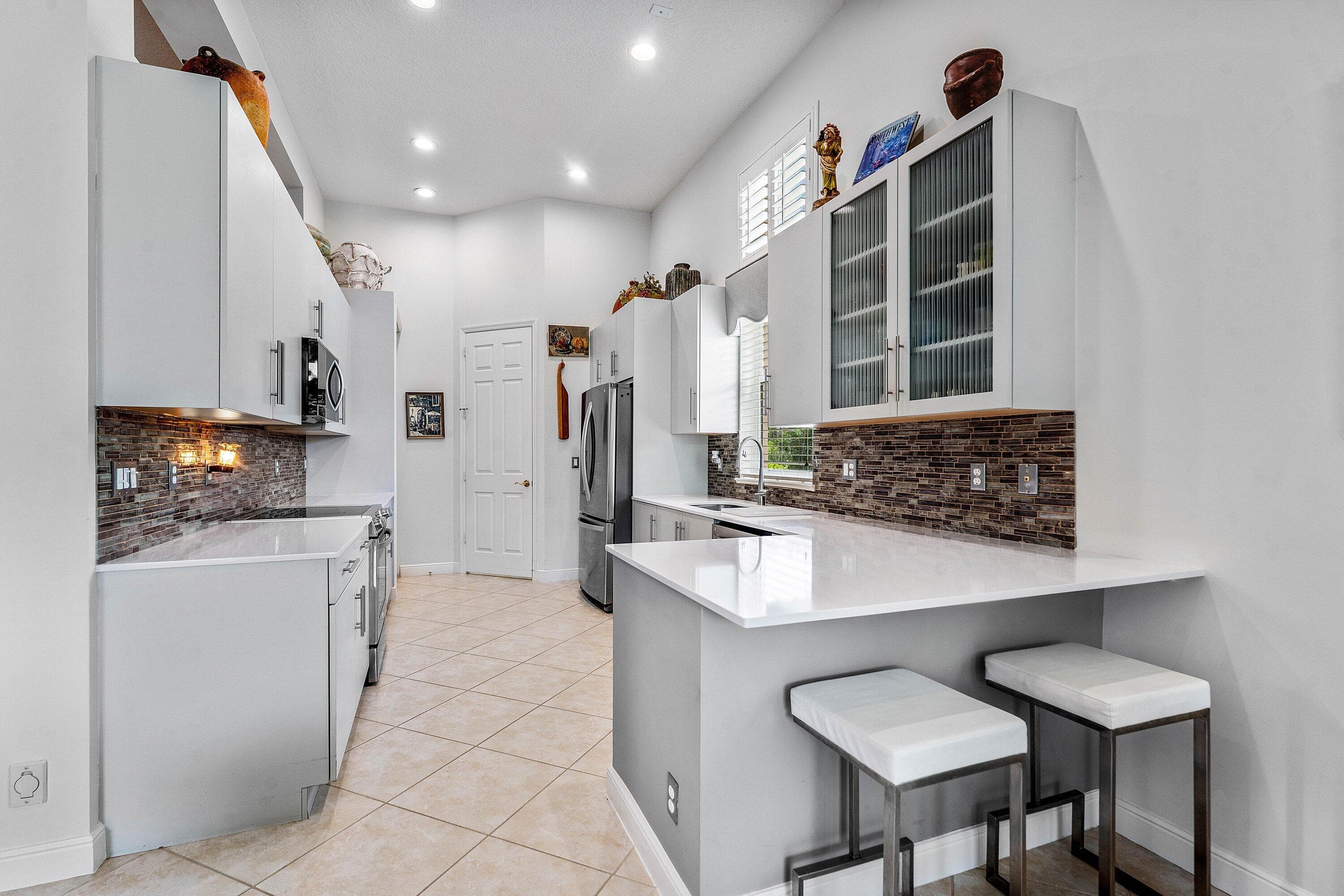 8192 Spyglass Drive, West Palm Beach, FL 33412 — photo 11 of 32